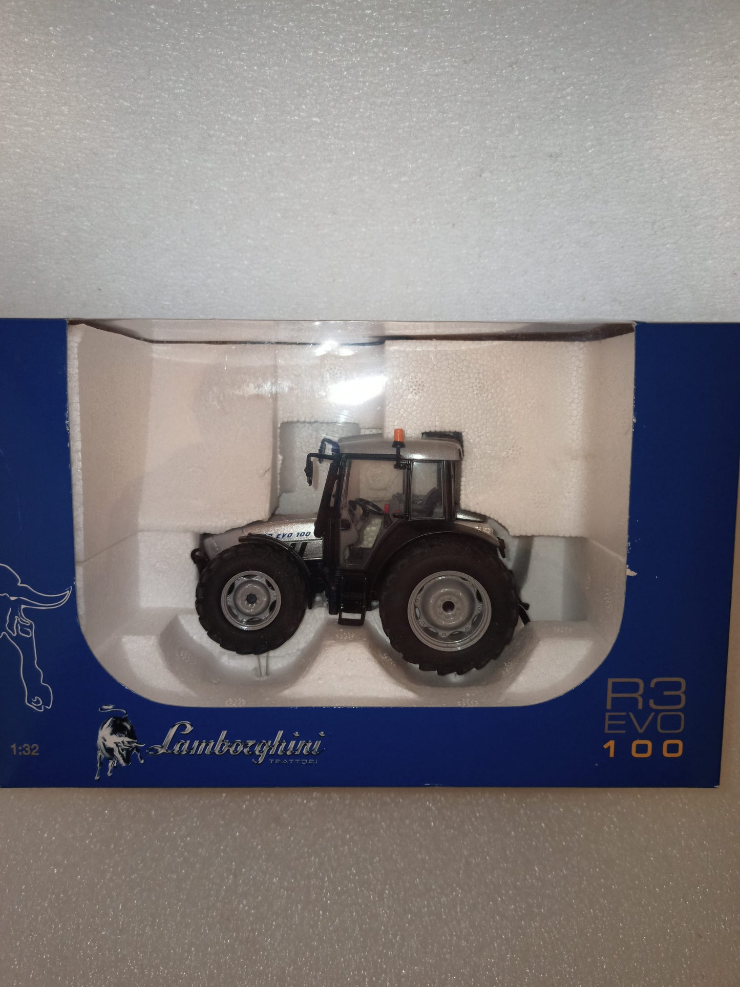 Trattore Lamborghini R3 Evo 100
Scala 1:32
Ros/Same Deutz Fahr