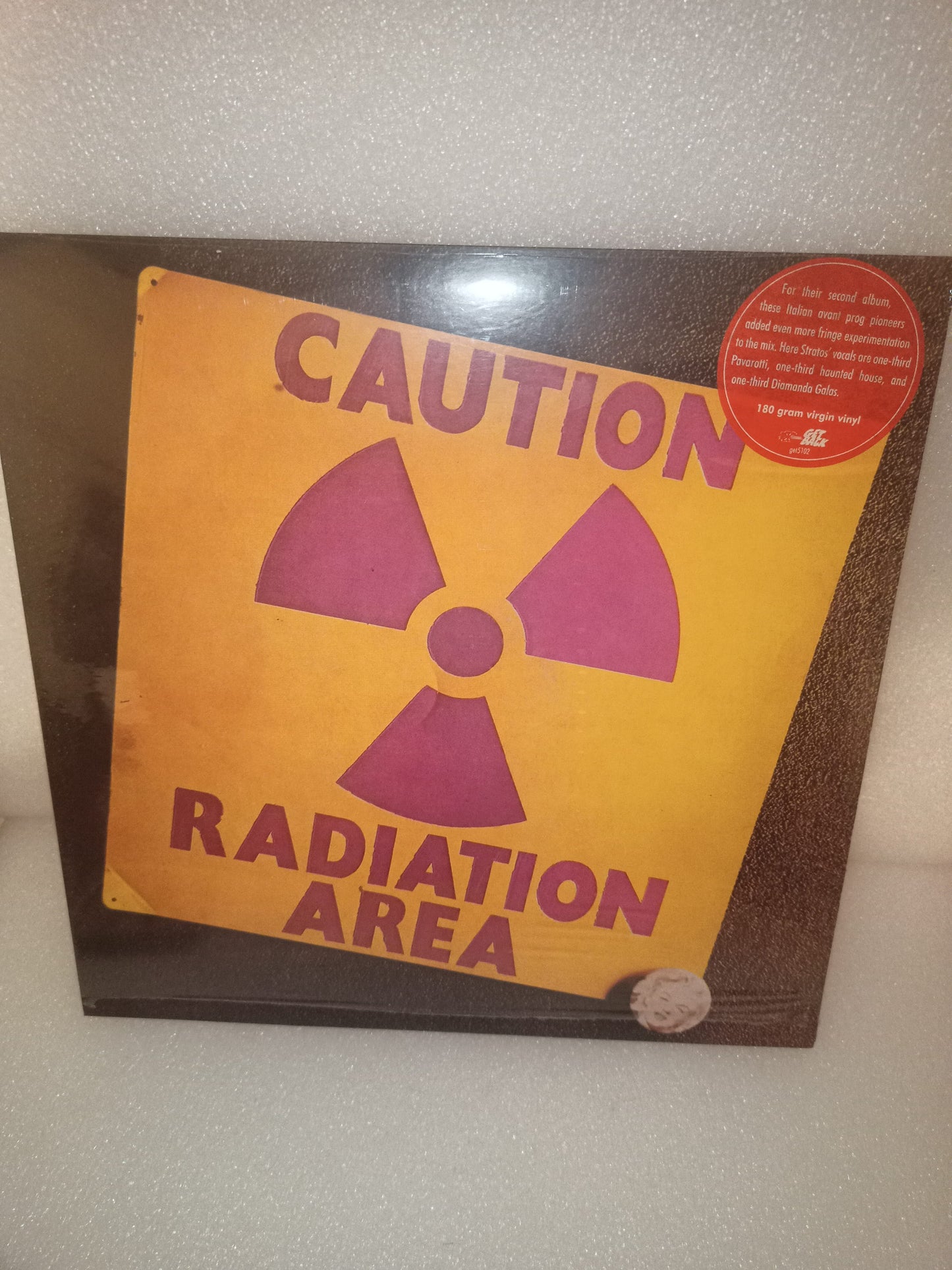 Caution Radiation Area LP 33 Giri
Edito da Get Back Cod.Get 5102