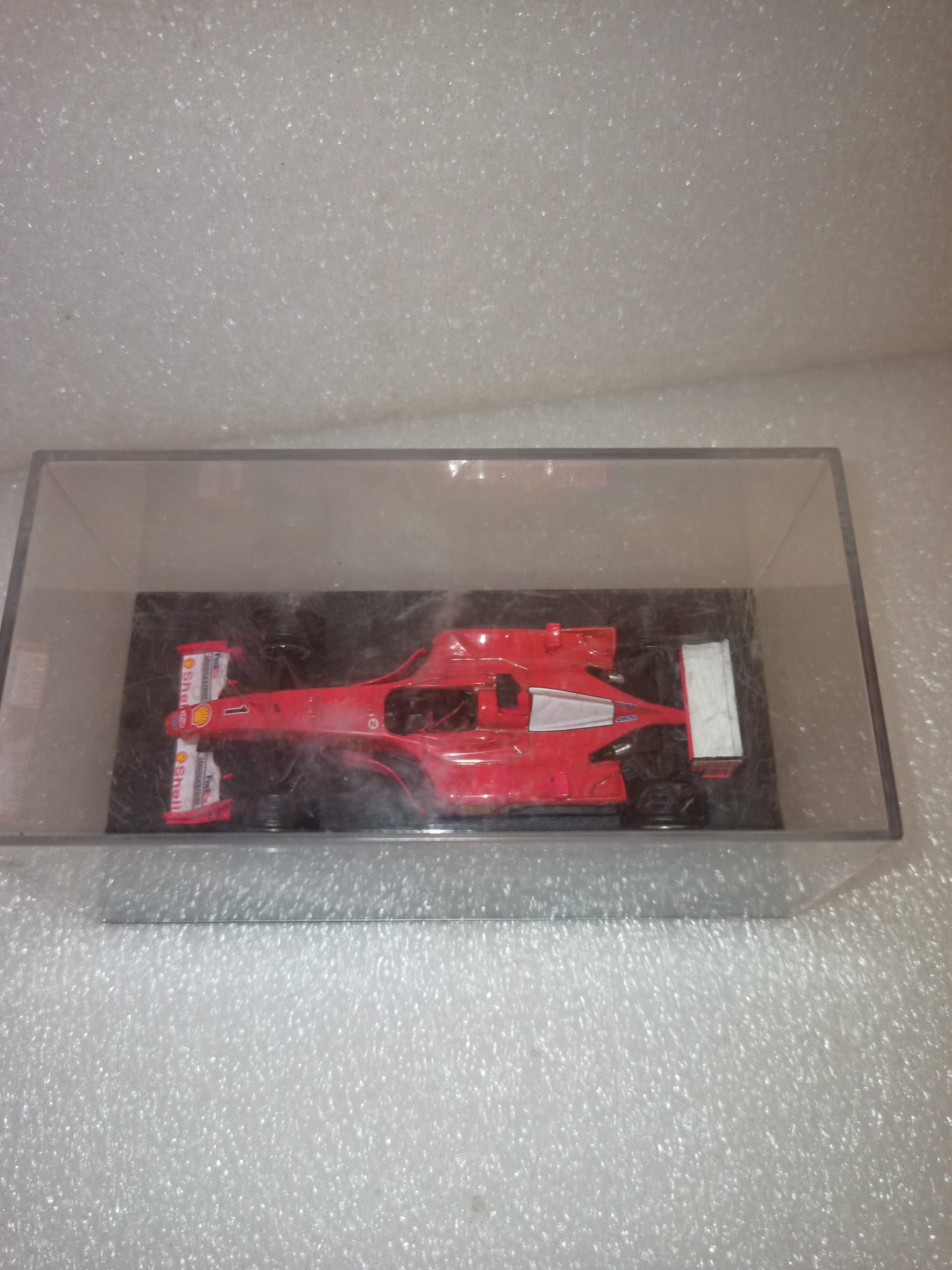 Ferrari F2001 Schumacher

Scala 1:43