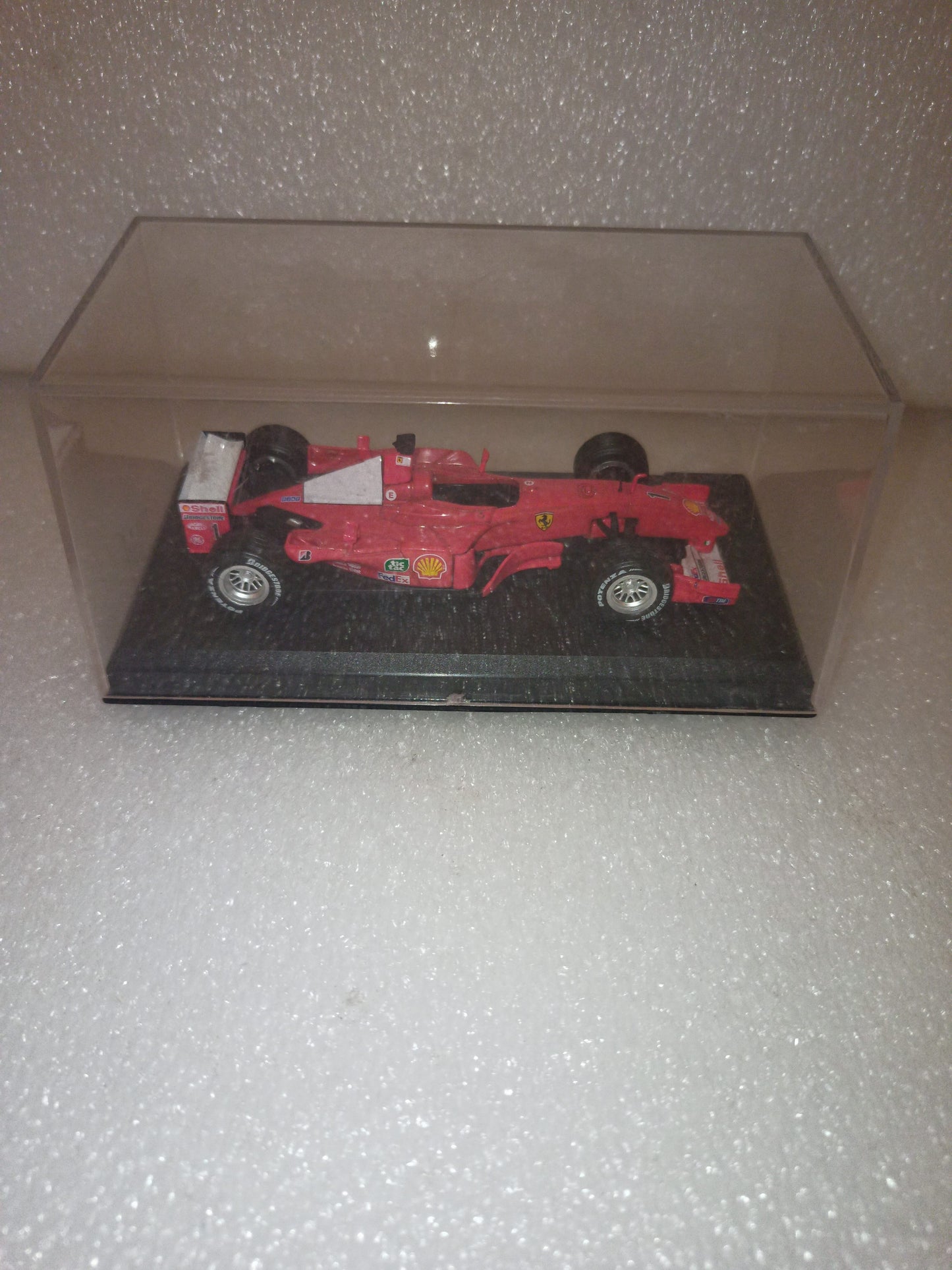 Ferrari F2001 Schumacher

Scala 1:43