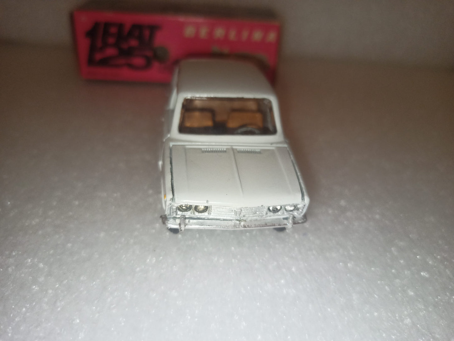 Fiat 125 Berlina Mercury
Art.n.25
Scala 1:43
Made in Italy
Anni 60