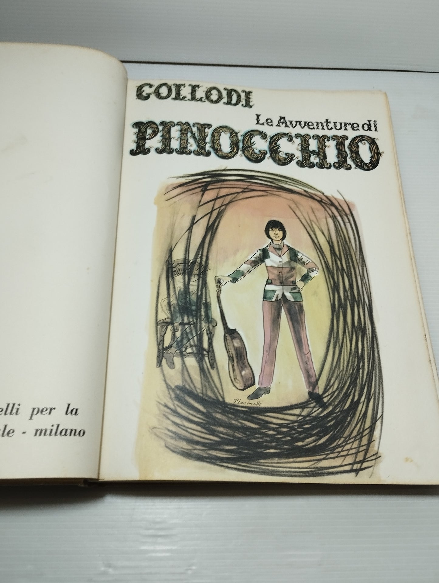 Le Avventure Di Pinocchio

Edito nel 1967 da Nuova Editrice Internazionale