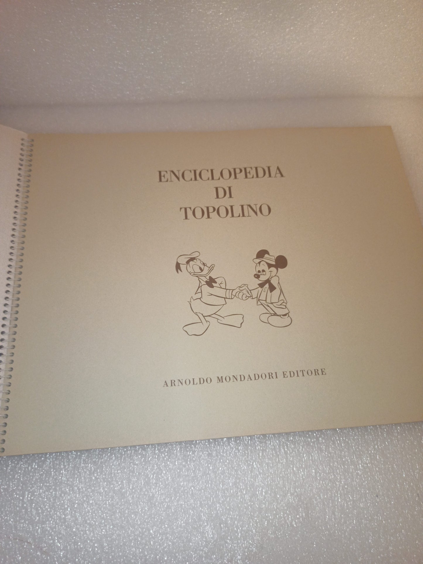 Enciclopedia Di Topolino Storia Delle Navi Vuoto senza figurine attaccate.No bollino punti