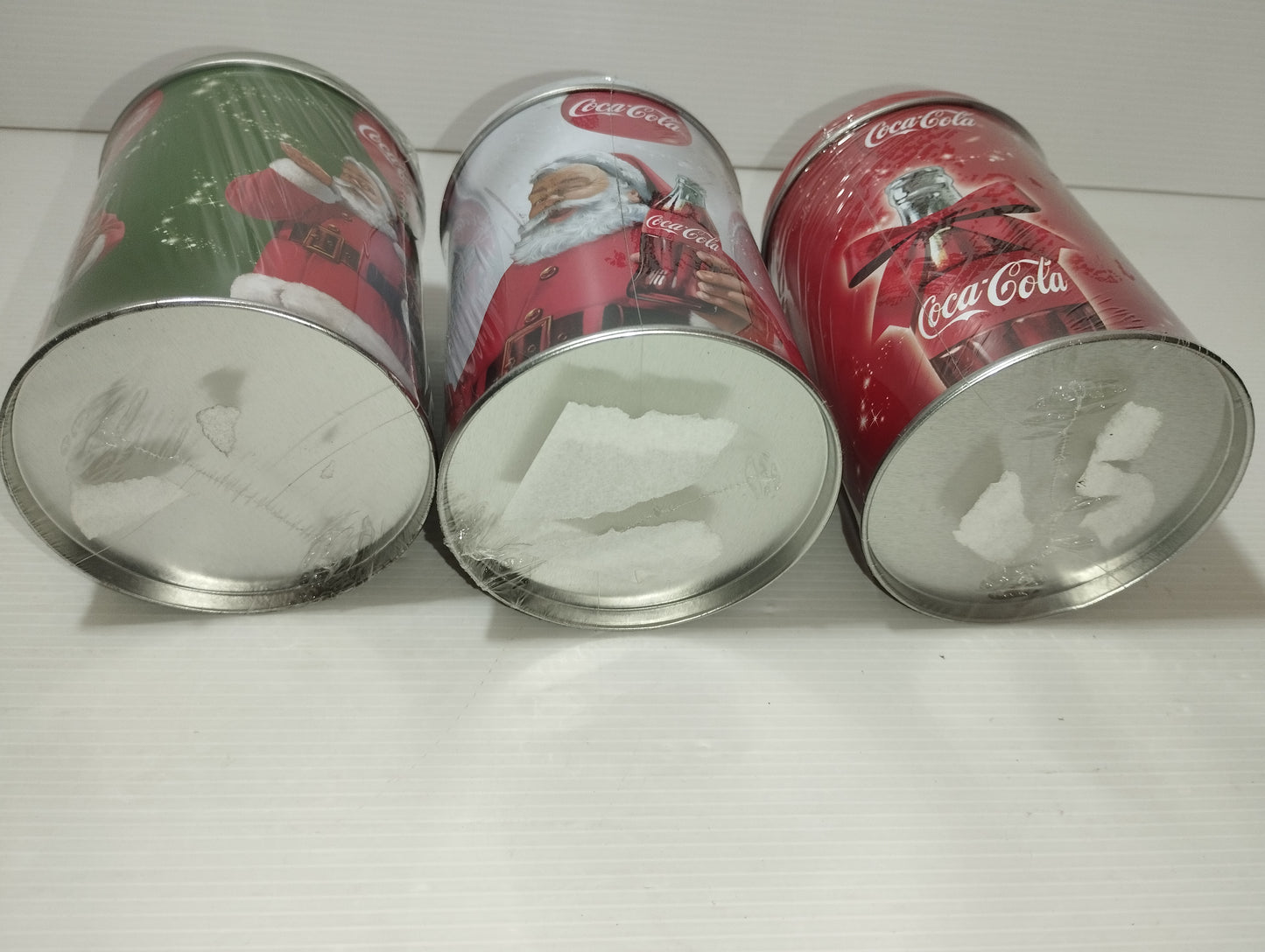 Coca Cola 3 Barattoli Natalizi In Latta

Altezza barattolo cm 12