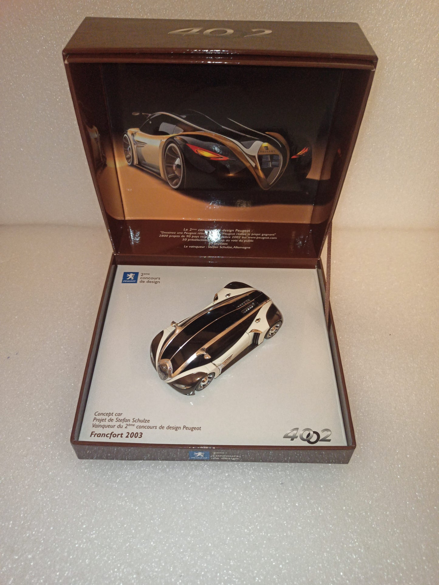 Peugeot 4002 Concept Car
Prodotto da Norev 1:43