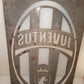 Targa Con Logo Juventus In Metallo Traforato
Da parete
Misure 42 x 27 cm circa