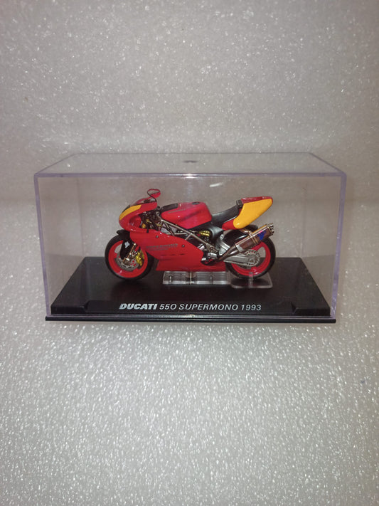 Ducati 550 Supermono 1993
Scala 1:24