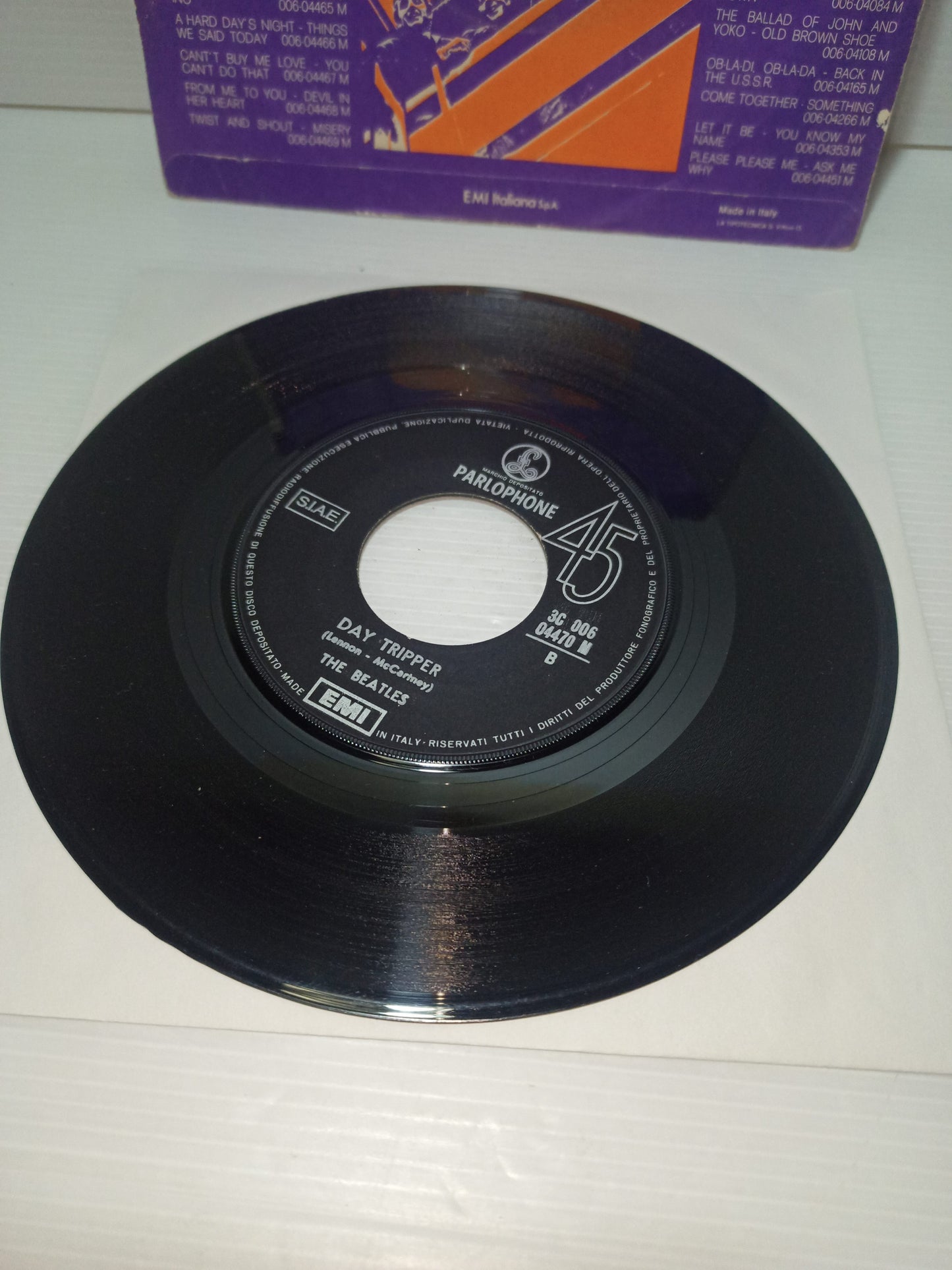 We Can Work It Out/Day trip per The Beatles

The Greatest Story 45 Giri