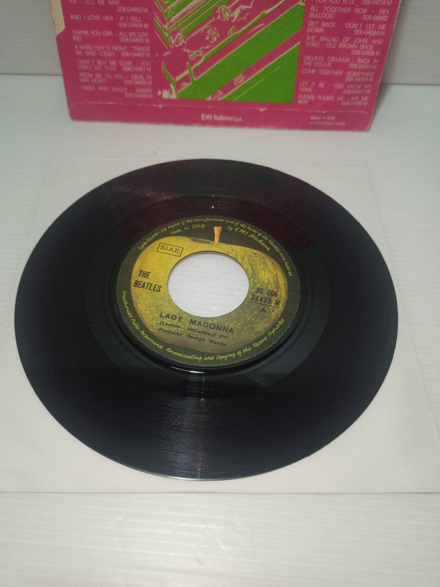 Lady Madonna/the inner light The Beatles
The Greatest Story 45 Giri