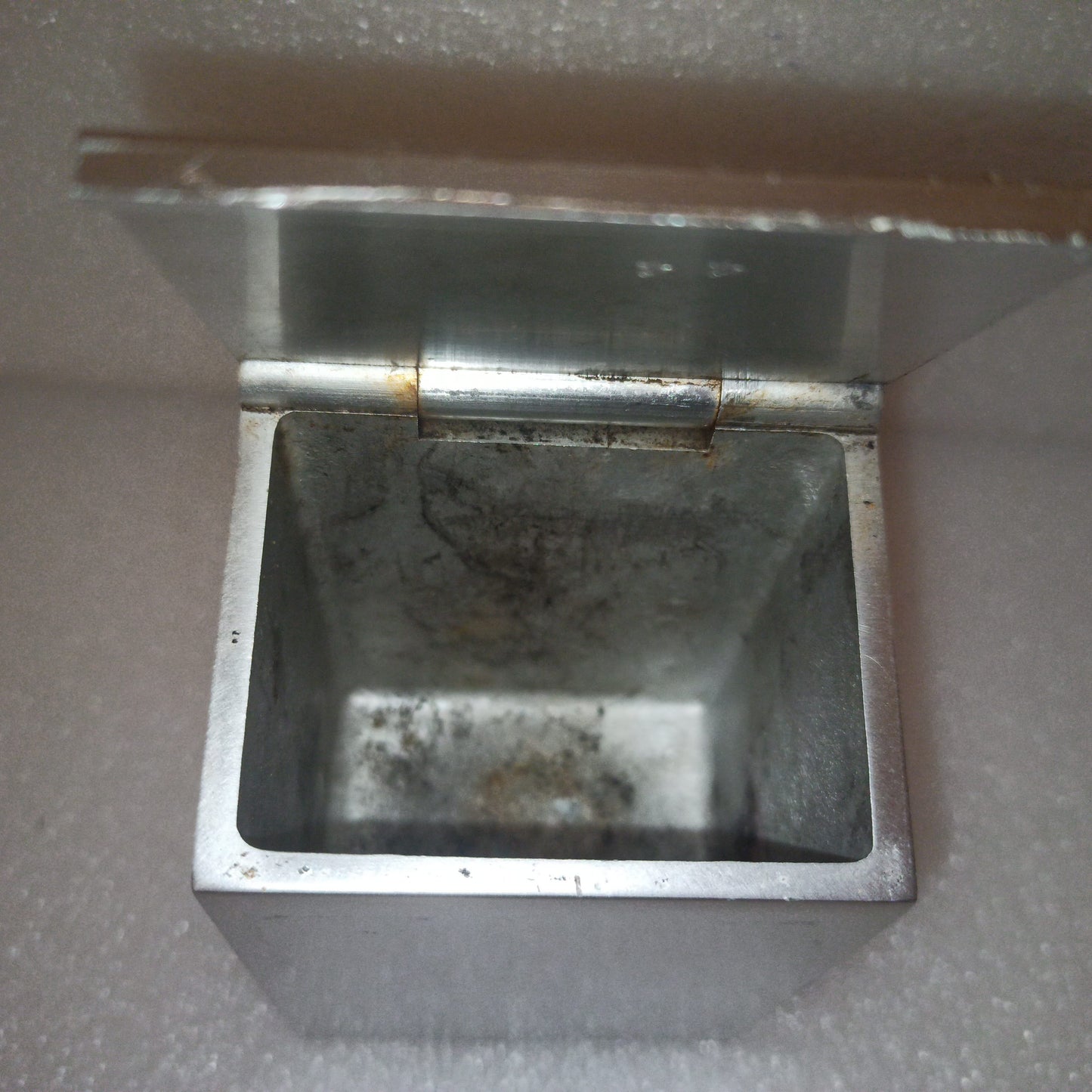 Portacenere in metallo
Vintage