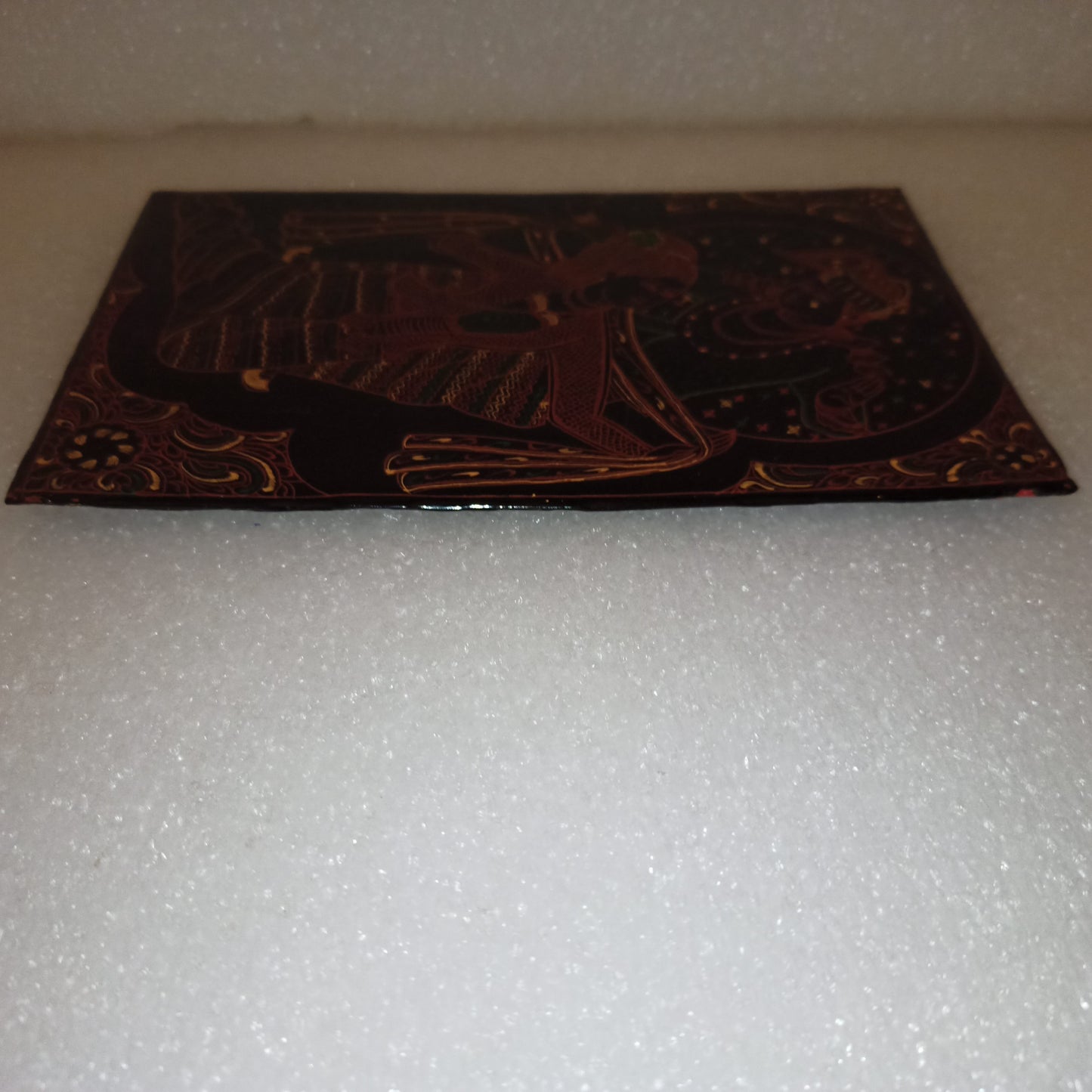 Placca Laccata Con Inciso Disegno Orientale
Vintage
Dimensioni placca 11 x 17,8 cm circa