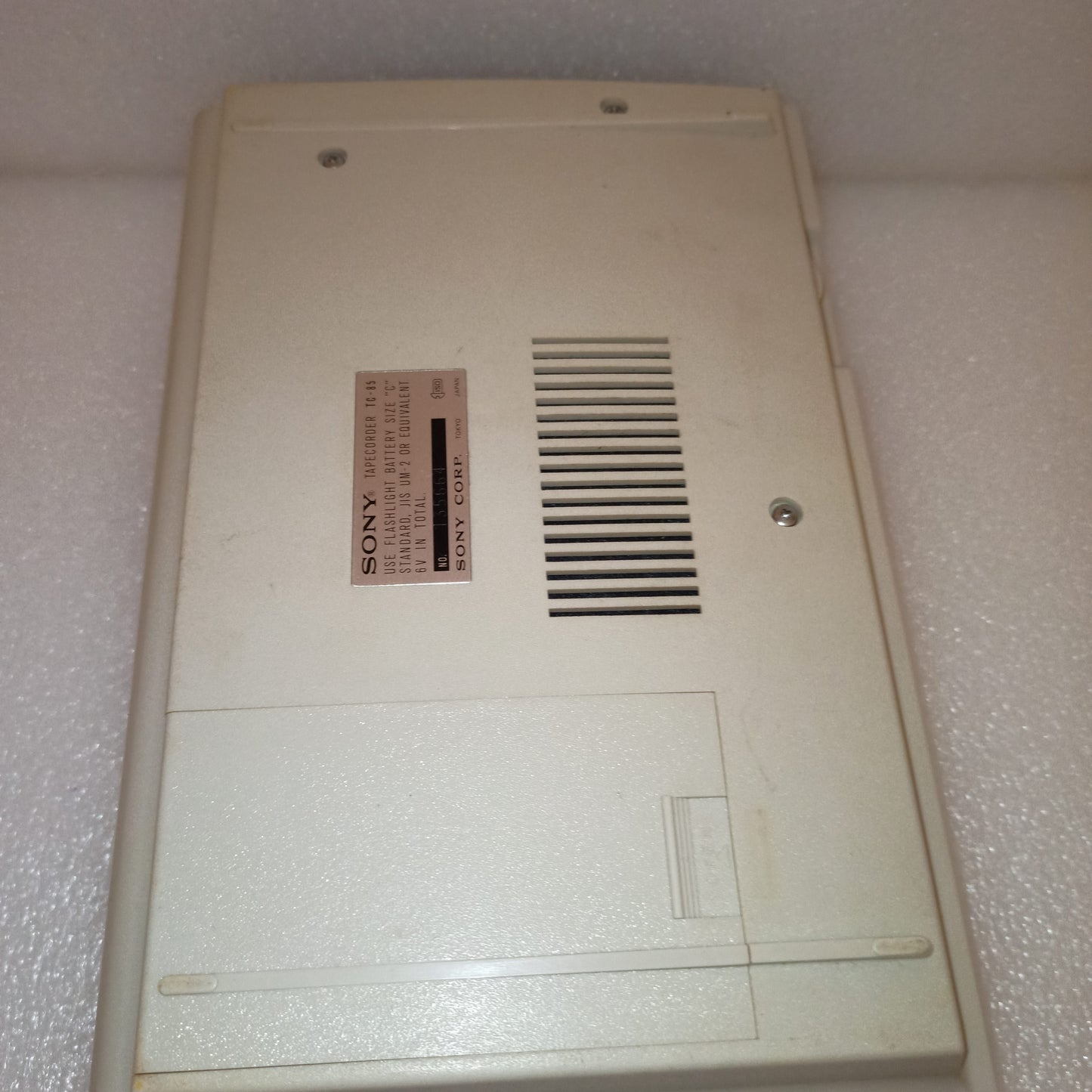 Sony Tapecorder TC-85
Made in Japan NON FUNZIONANTE