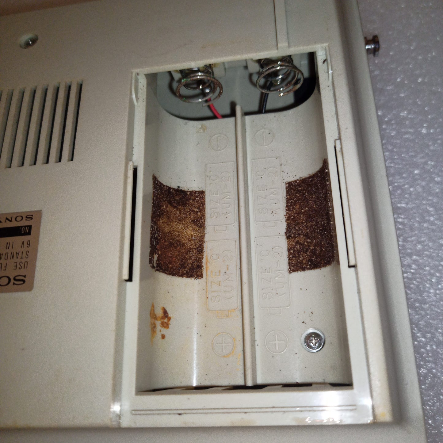 Sony Tapecorder TC-85
Made in Japan NON FUNZIONANTE