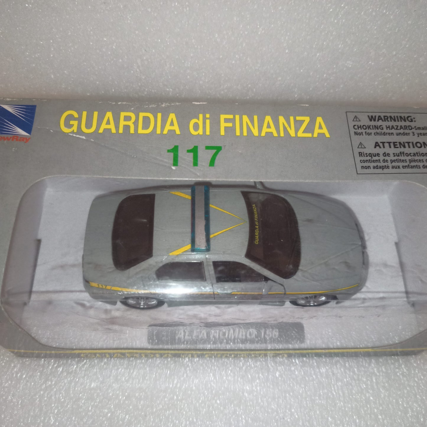 Alfa Romeo 156 Guardia Di Finanza 117
New Ray
Scala  1:32