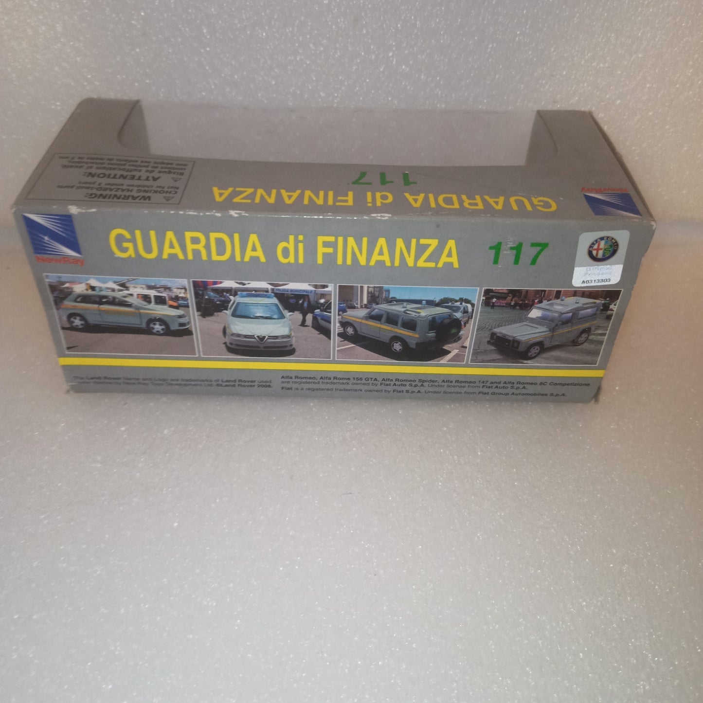 Alfa Romeo 156 Guardia Di Finanza 117
New Ray
Scala  1:32