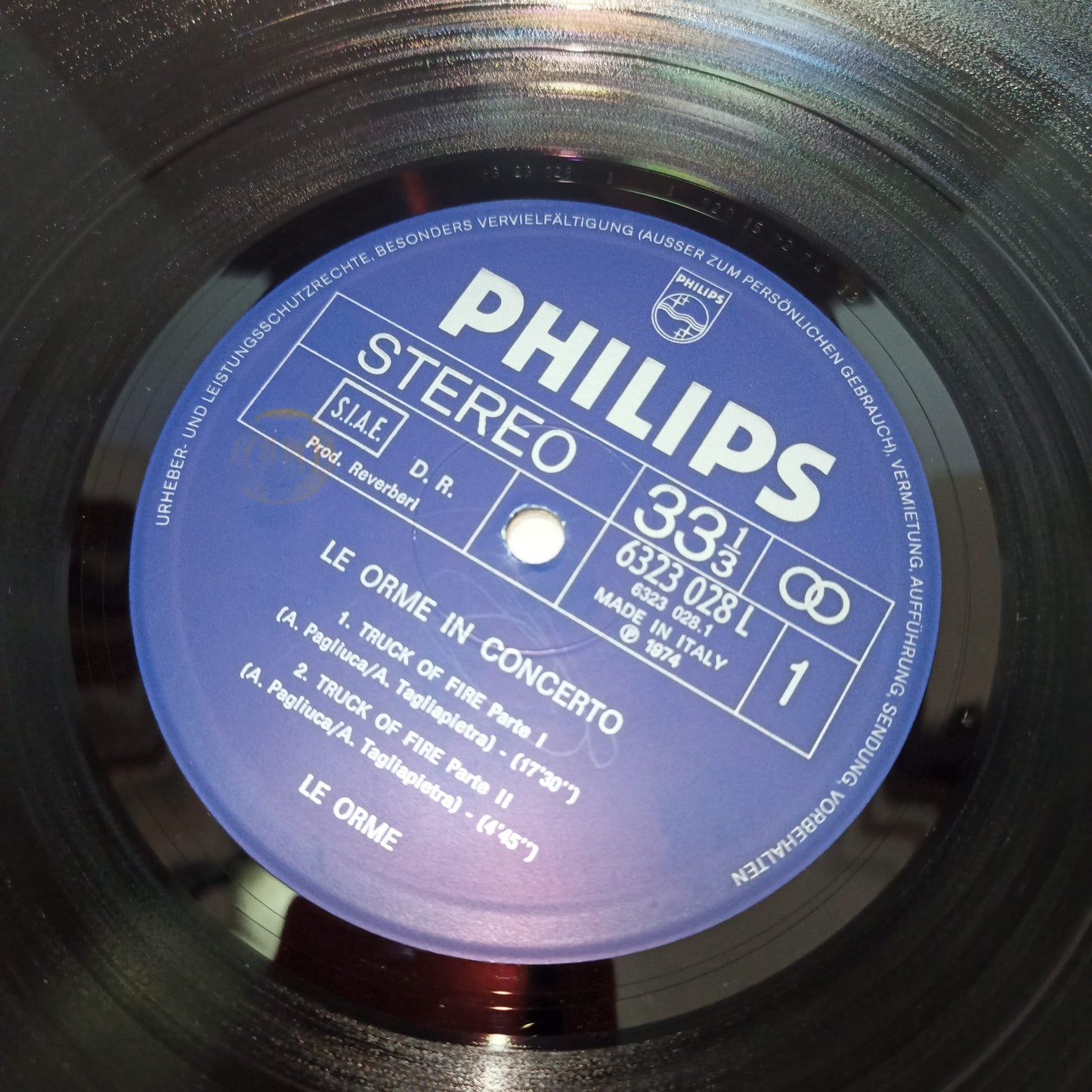 Le Orme In Concerto LP 33 Giri

Edito nel 1974 da Philips Cod.6323029A