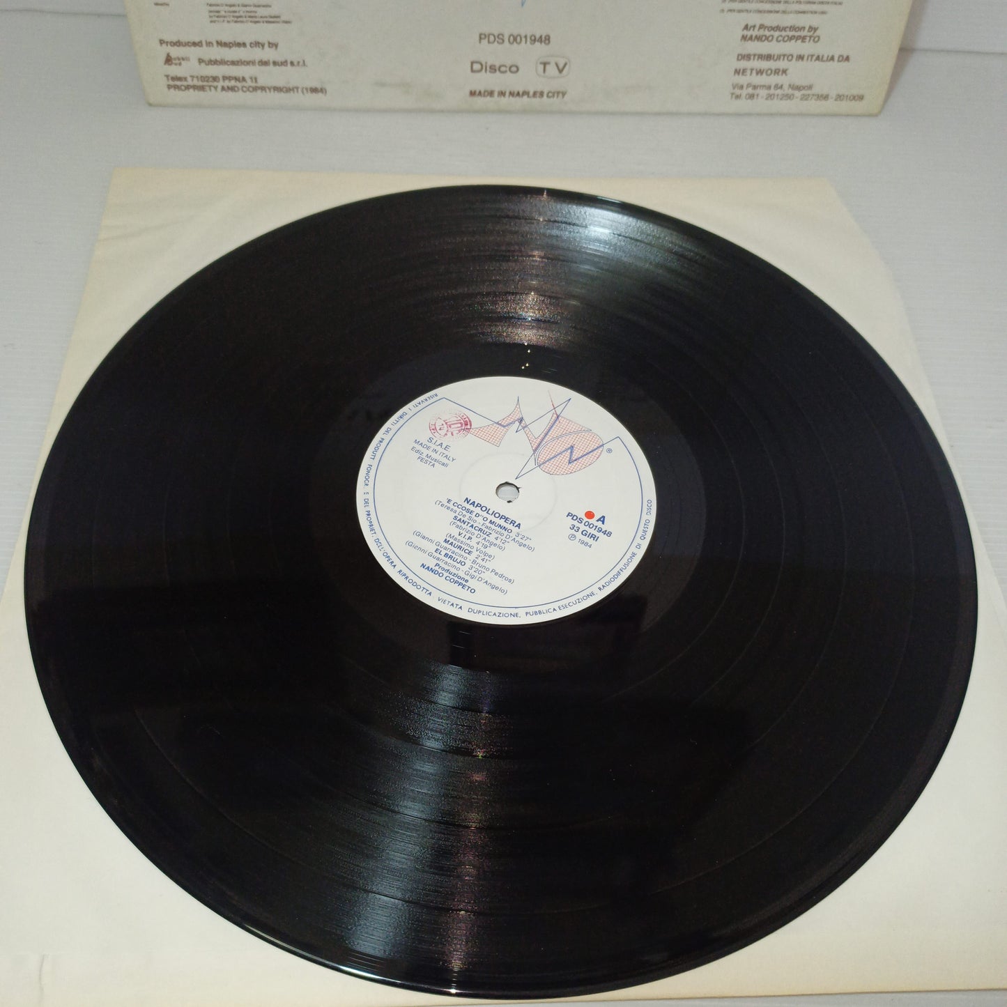 NapoliOpera Various LP 33 Giri
Edito nel 1984 da Pubblisud Cod.PDS 001948
Genere:Jazz ,rock