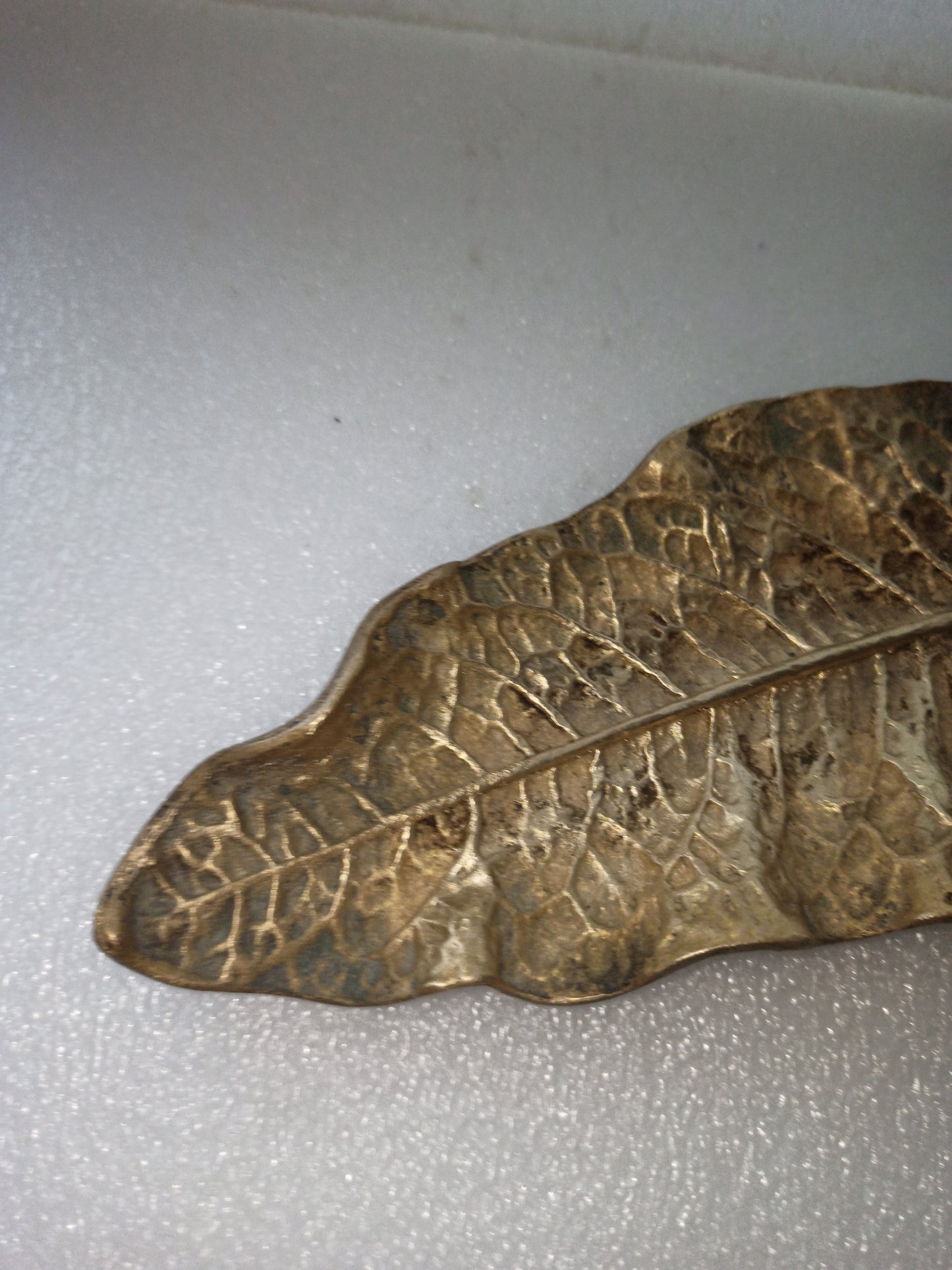 Foglia In Ottone Massiccio Vintage