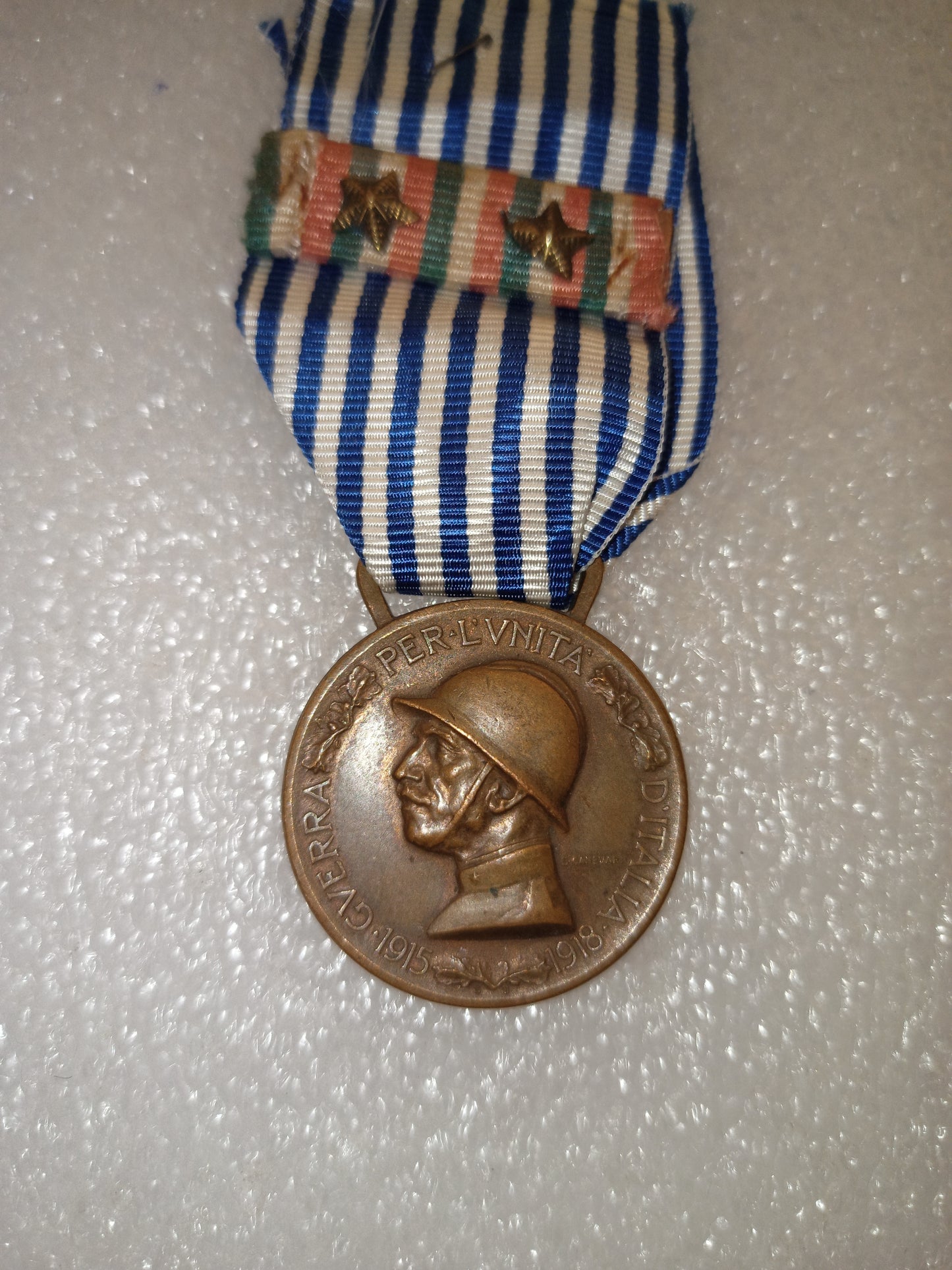 Medaglia Guerra Per L' Unità d'Italia 1915/18 Originale
Coniata nel bronzo nemico