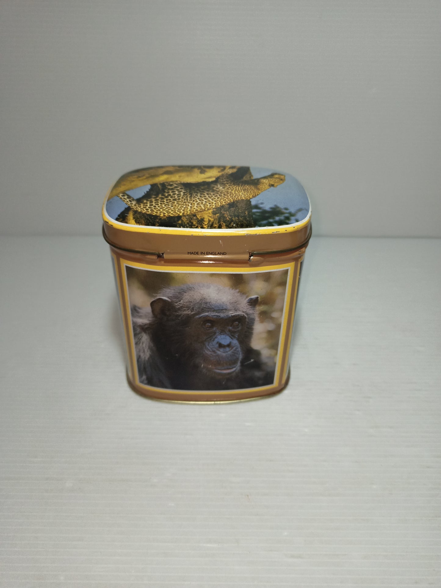 Scatola In Latta Vergani Vintage
Made in England