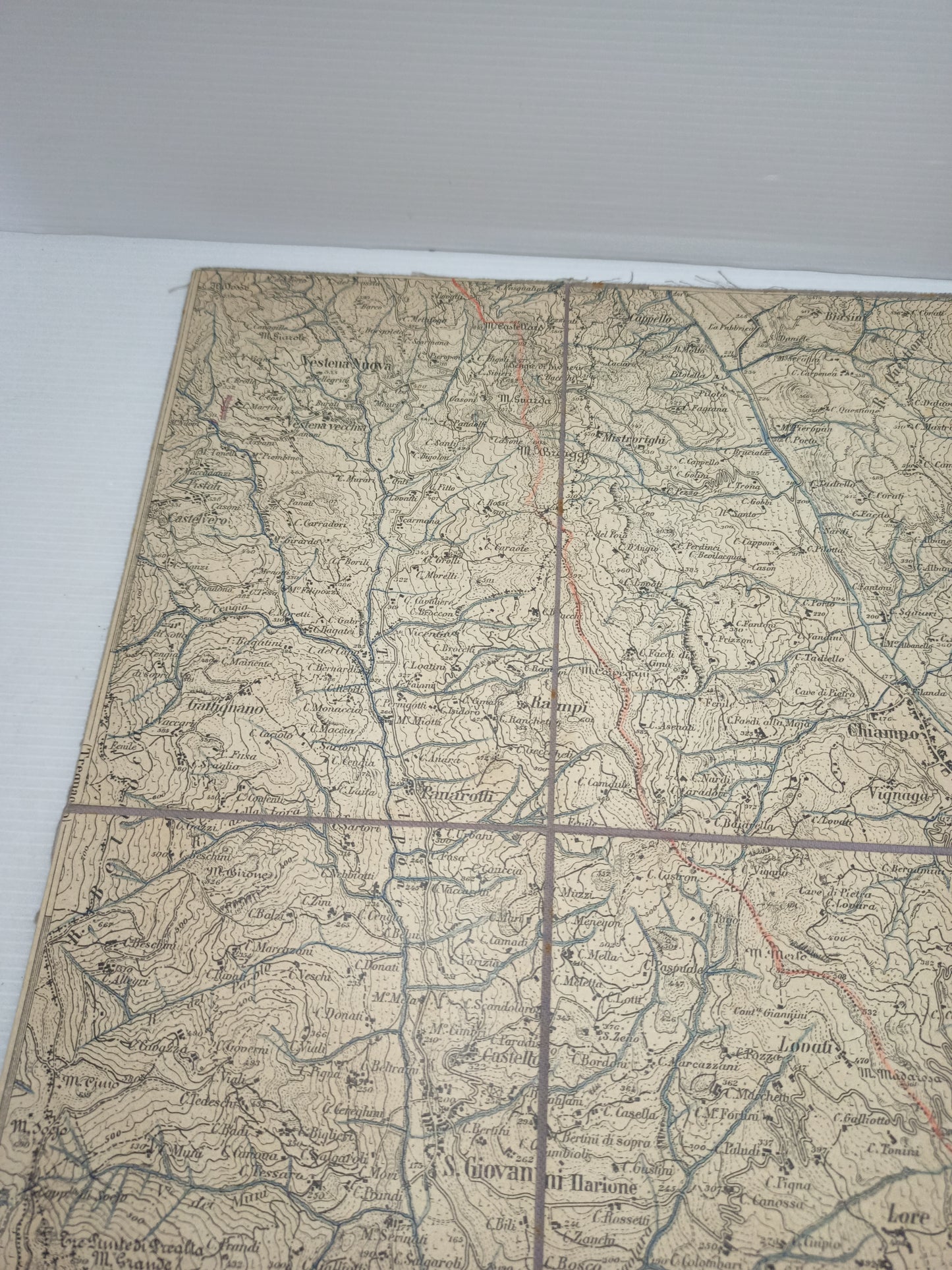 Antica Cartina Telata Chiampo scala 1:25.000
Datata giugno 1902
Dimensioni carta 40 x 39 cm circa
Rara