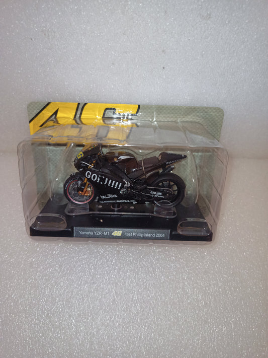 Yamaha YZR-M1 Valentino Rossi Test Phillip Island 2004
Scala 1:18