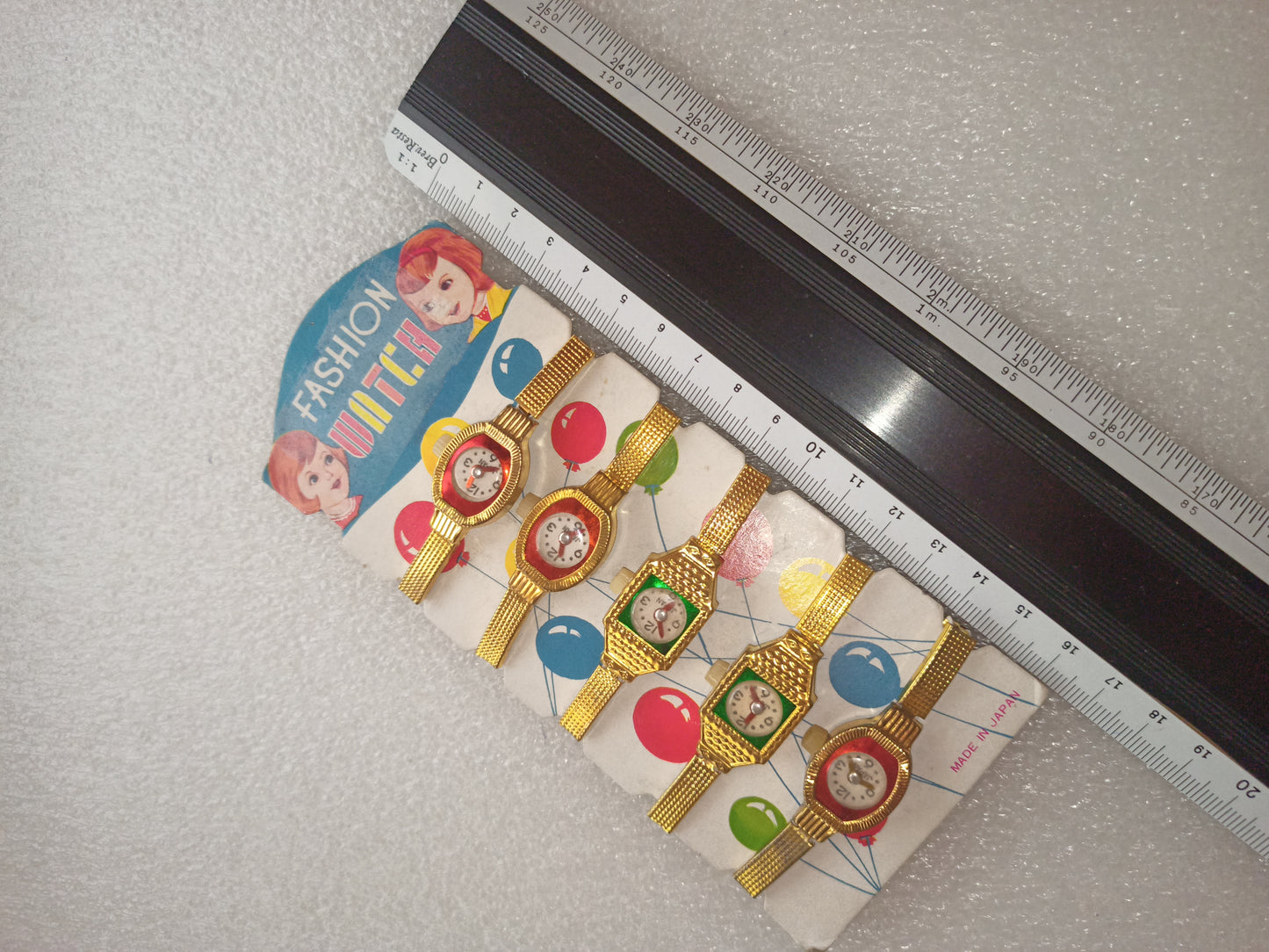 Orologi Giocattolo Fashion Watch

Made in Japan

Anni 60