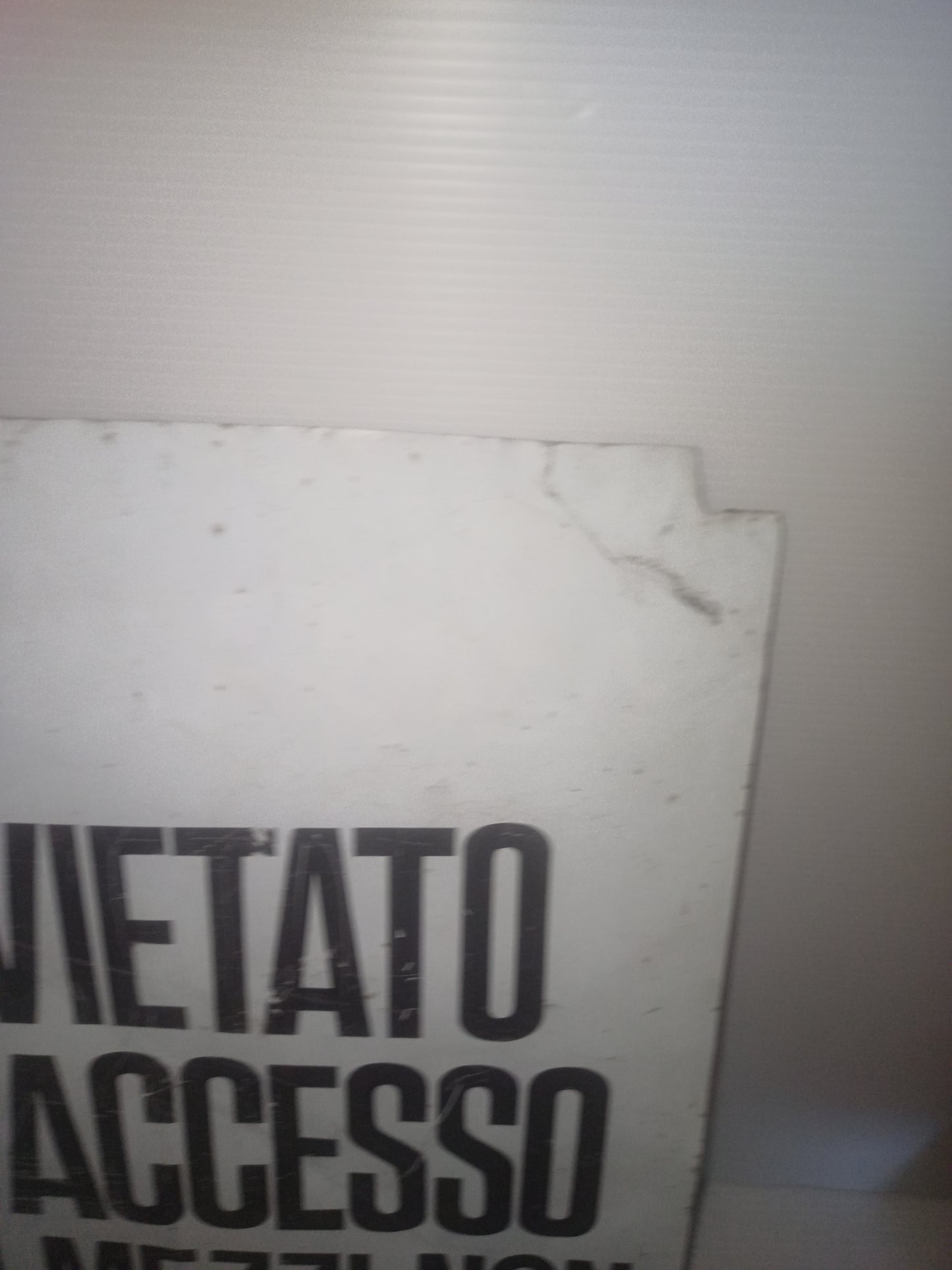 Cartello Di Divieto In Metallo Vintage
Misure 34 x 25 cm