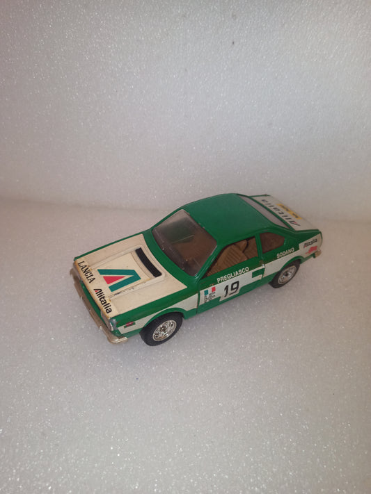 Lancia Beta Coupé Mebetoys
Scala 1:25
