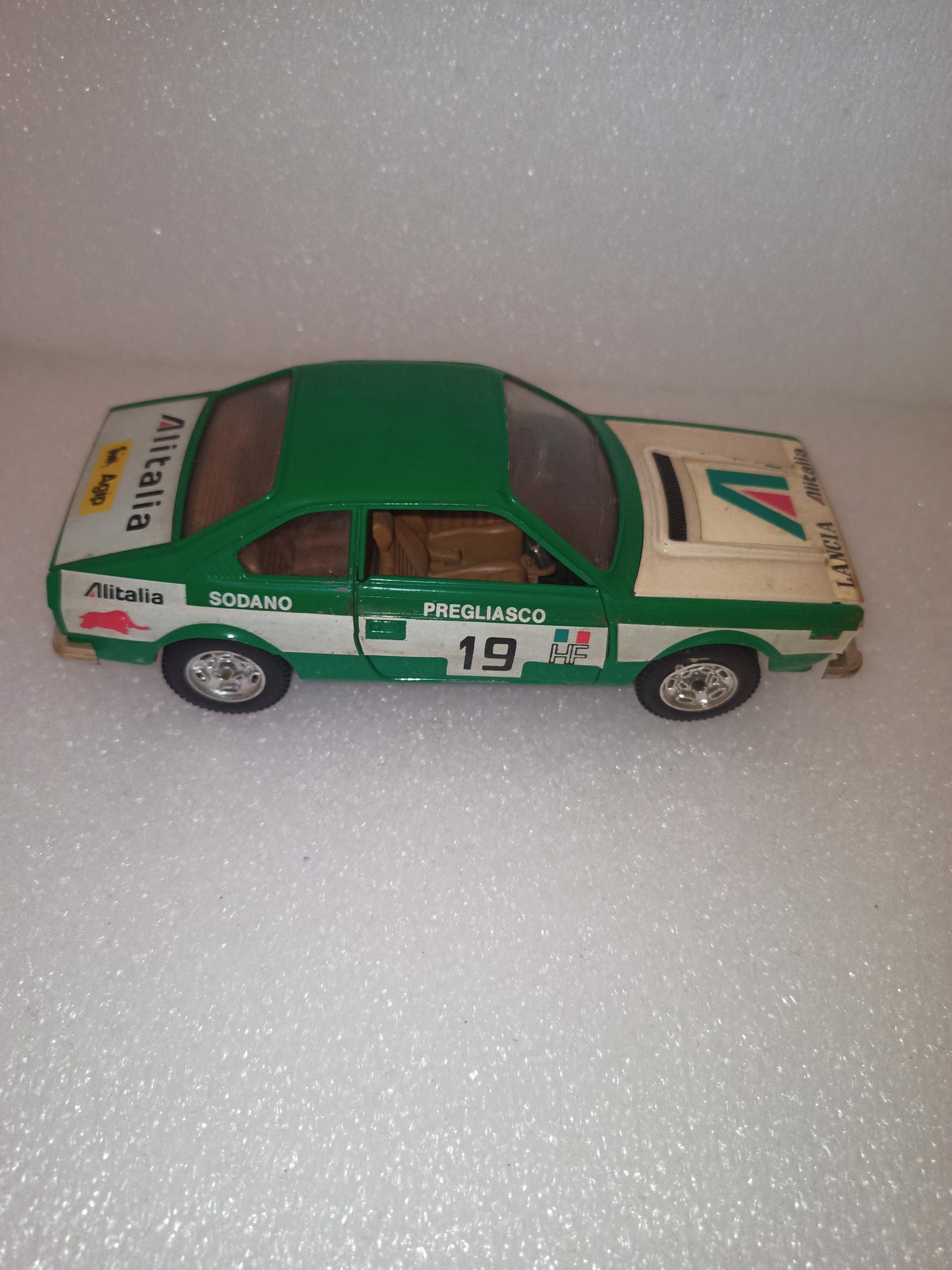 Lancia Beta Coupé Mebetoys
Scala 1:25