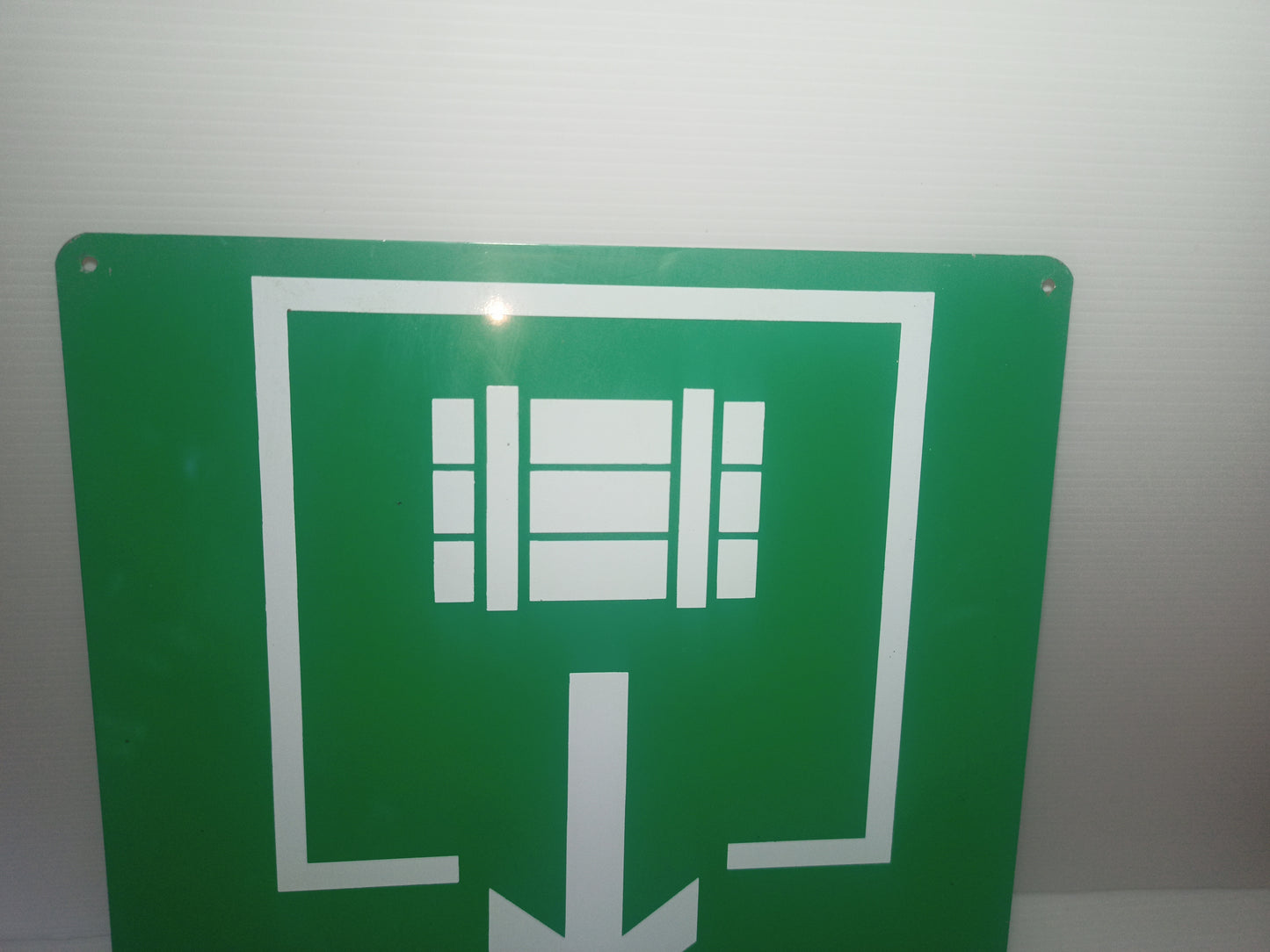 Cartello Segnaletico Sicurezza In Metallo
Misure 30 x 23 cm