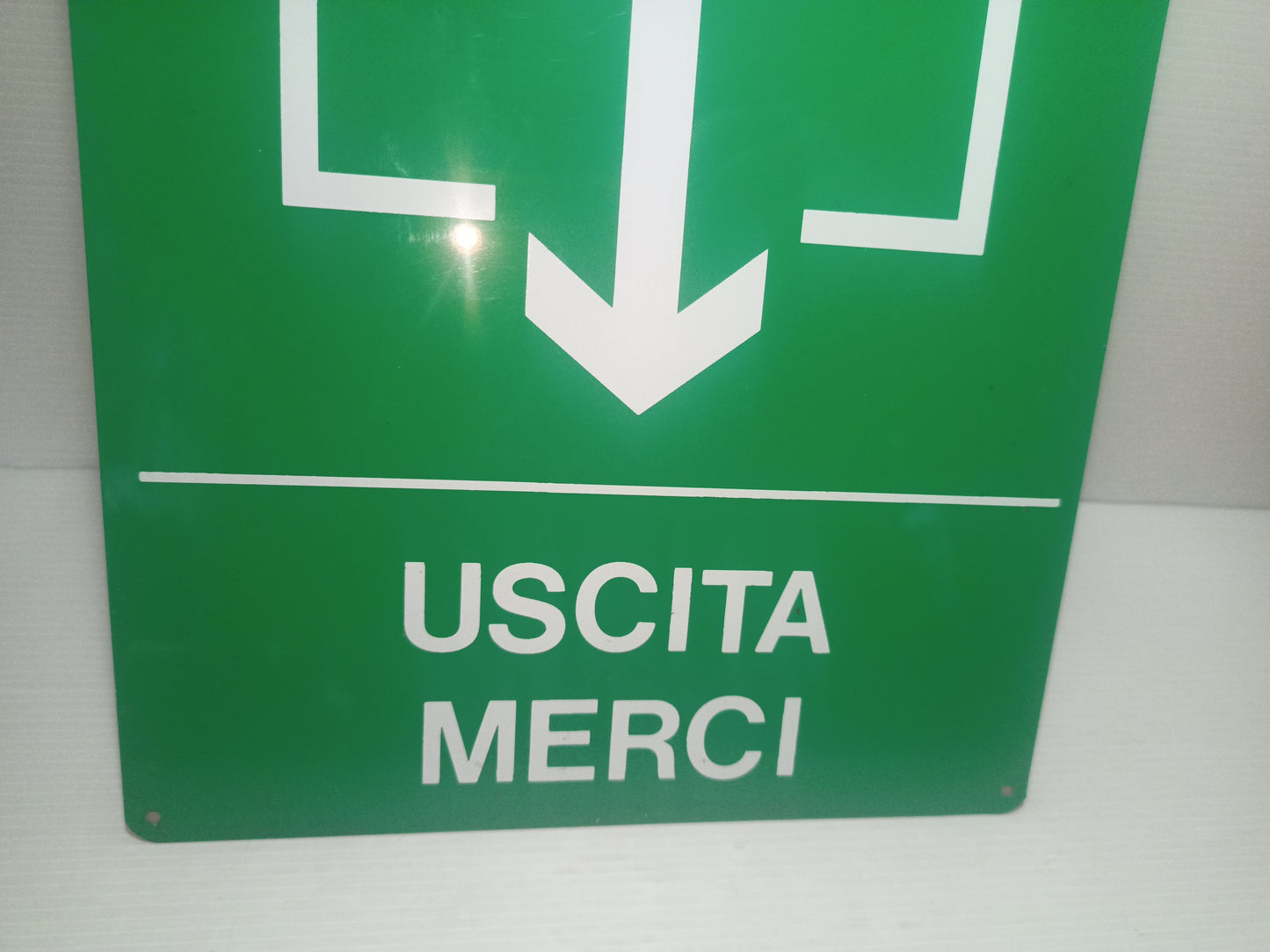 Cartello Segnaletico Sicurezza In Metallo
Misure 30 x 23 cm