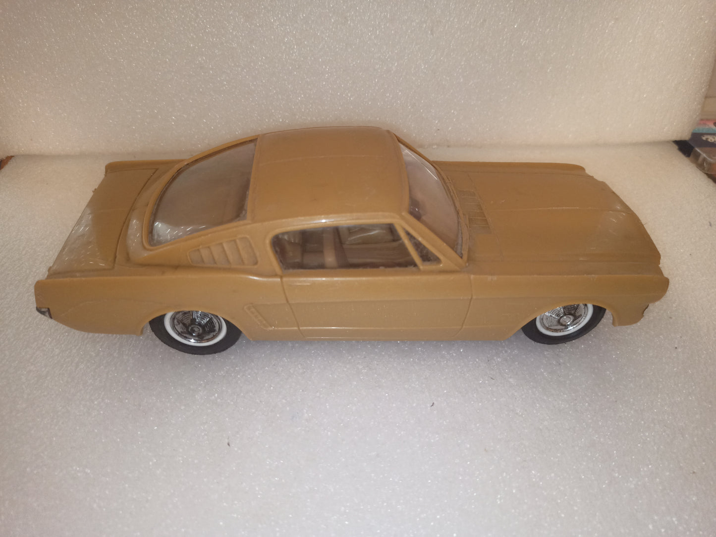 Ford Mustang Fastback Vintage
Prodotta da William Mennella
Made in Italy
In Plastica