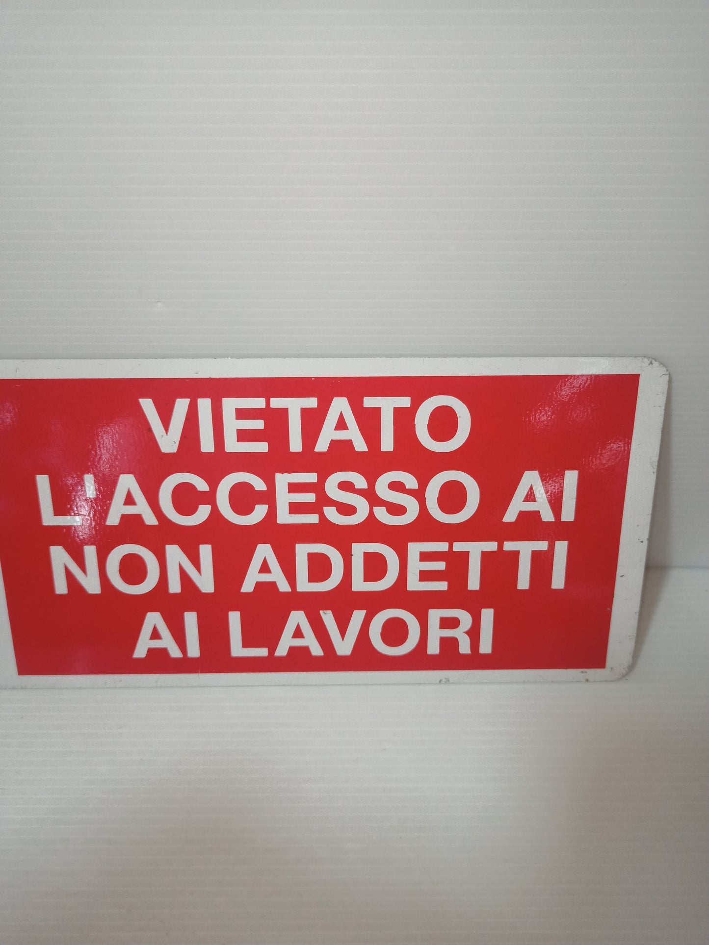 Cartello Segnaletico Sicurezza In Metallo

Misure 34,5 x 12,5 cm