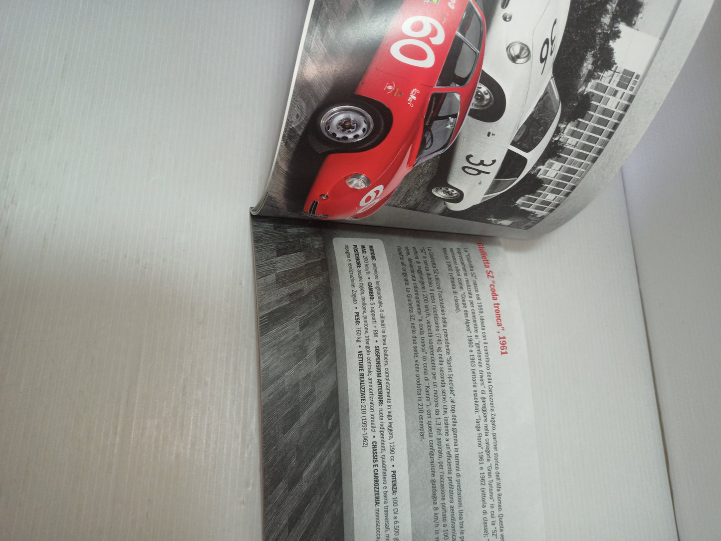 Alfa Romeo libretto pubblicitario Passione Corse