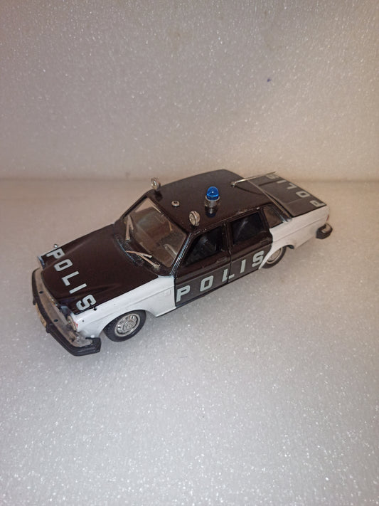 Volvo 164-E Polis
Prodotto da Polistil Cod. S 20
Made in Italy
Scala  1:25