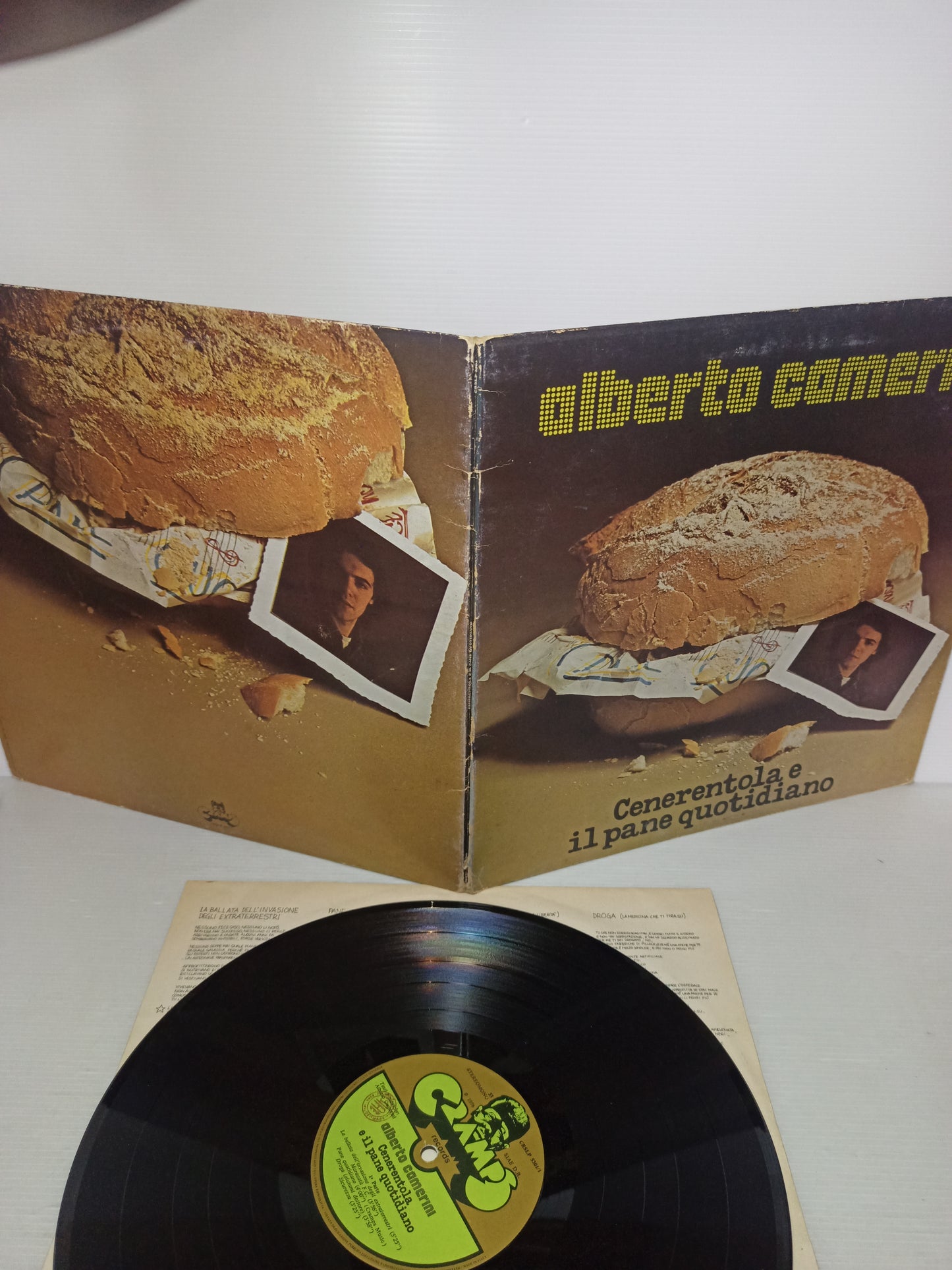 Cenerentola E Il Pane Quotidiano Alberto Camerini LP 33 giri