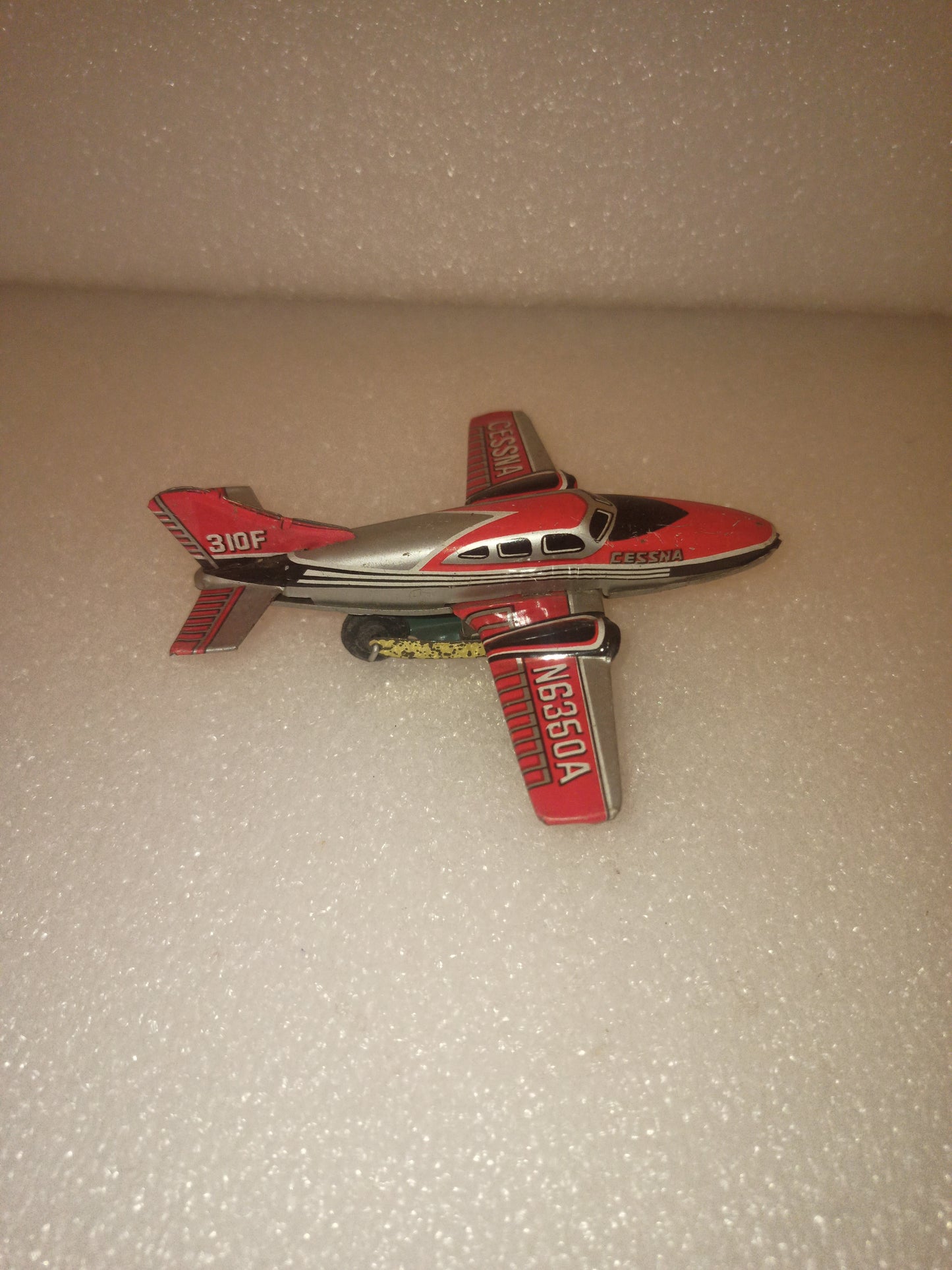 Aereo In Latta  Anni 60
Made in Japan