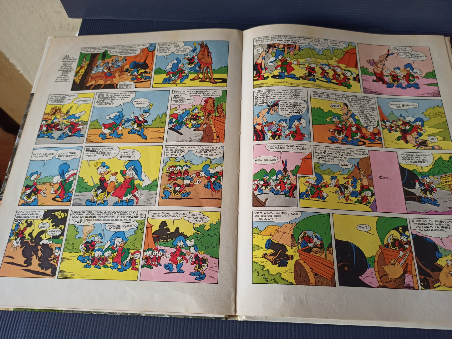 Libro Paperino e i tre moschettieri, Mondadori 1 edizione 1972