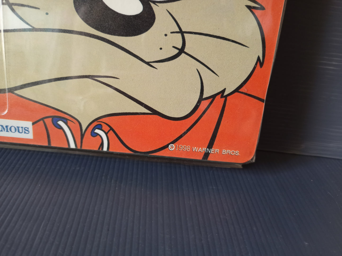 Looney Tunes mouse pad and calculator, original from the 90s