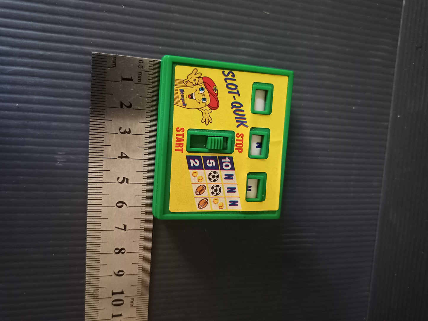 Slot Quik Gadget Nesquik, original from the 80s