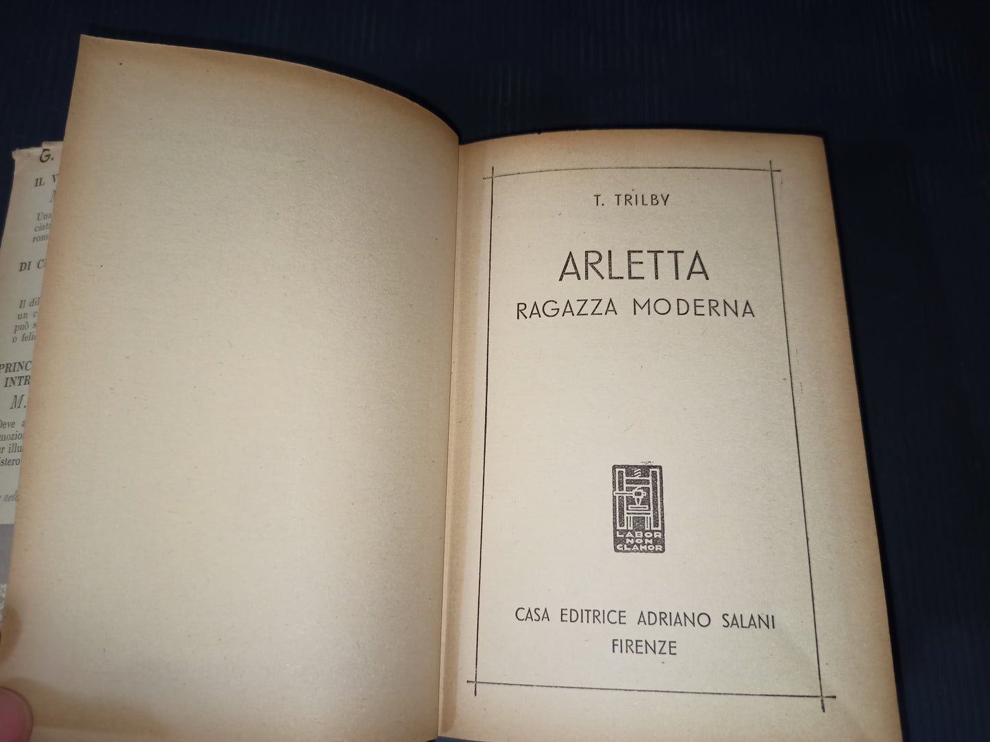 Book Arletta Modern Girl, Salani 1952