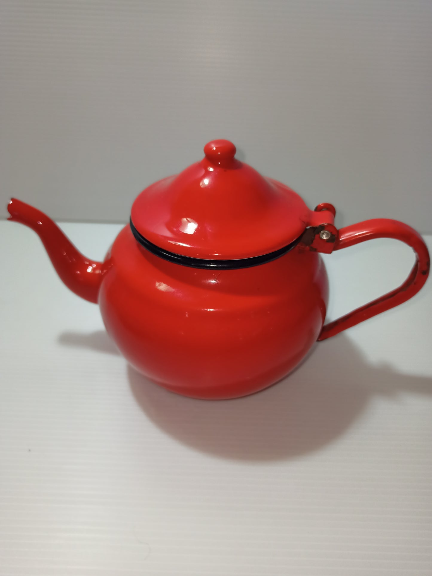 Enamelled metal teapot, Made in Romania, 1970s