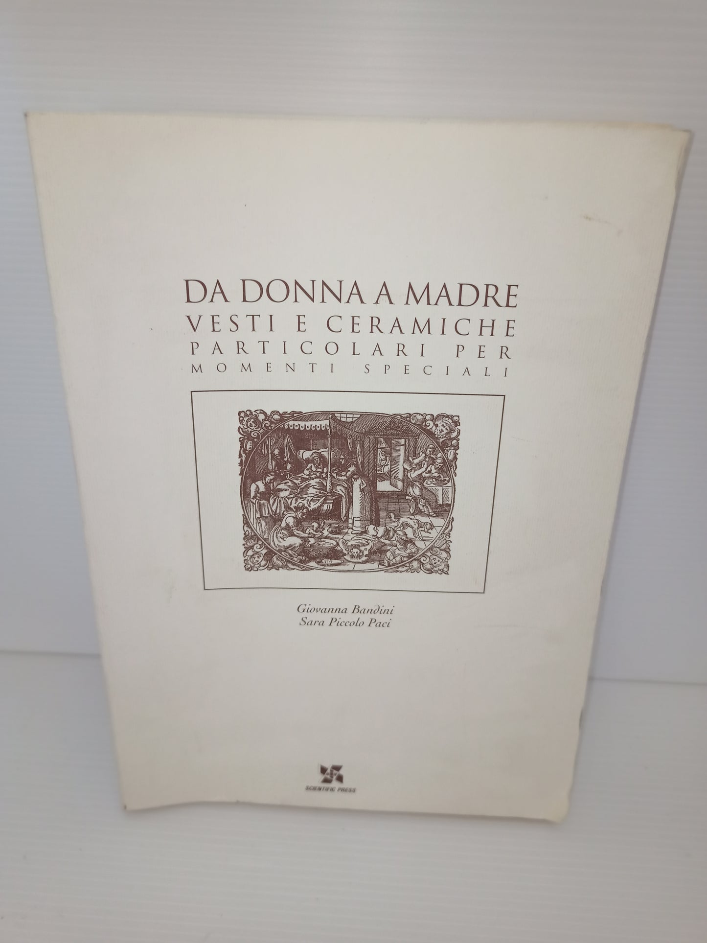 Libro Da Donna A Madre Vesti E Ceramiche Particolari Per Momenti Speciali