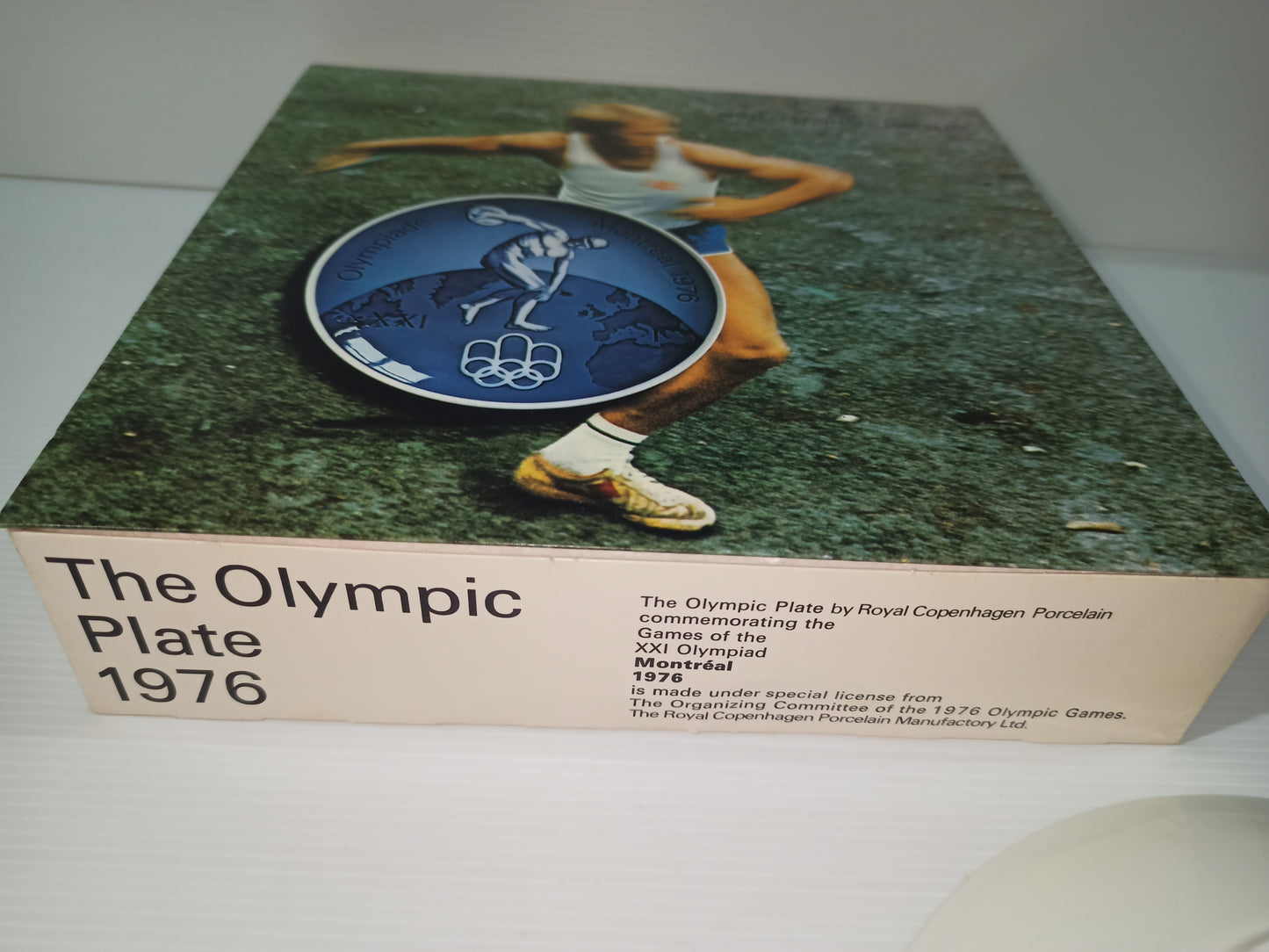 Royal Copenhagen 1976 Montreal Olympics plate with box