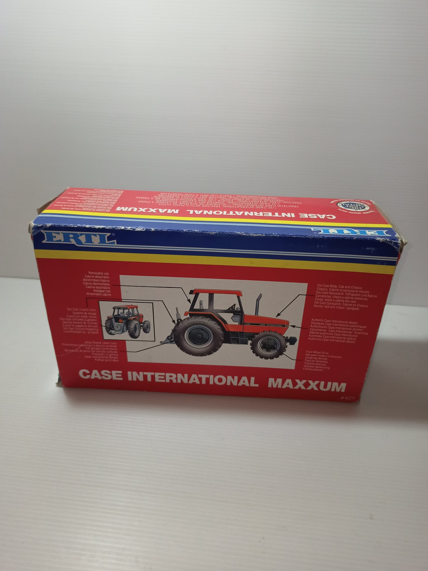 Ertl Case International Maxxum 5120 tractor, 1:32 scale READ DESCRIPTION