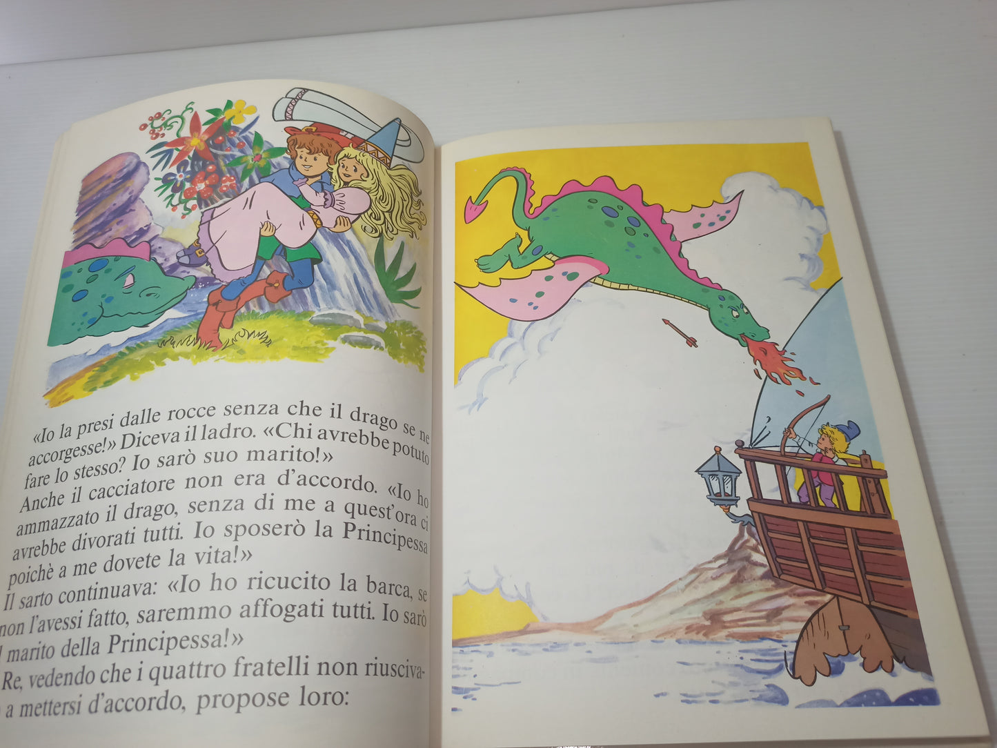 Libro Il Mondo Delle Fiabe,
Gruppo Editoriale Rubricart 1986