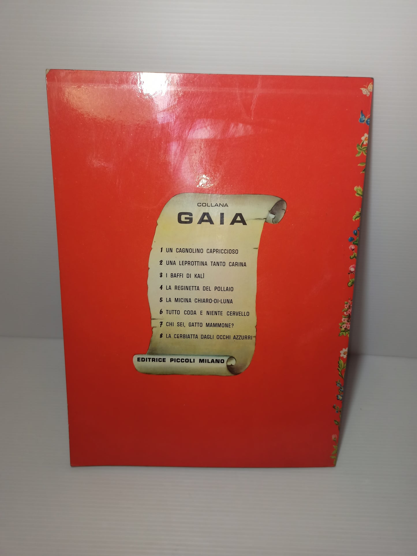 Libro Tutta coda e niente cervello, Editrice Piccoli anni 60