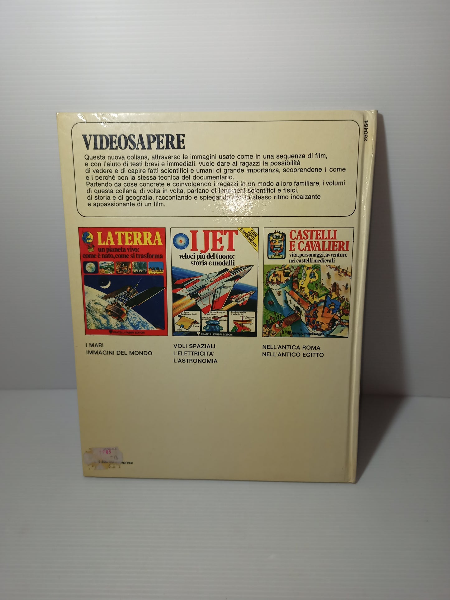 Libro Castelli e cavalieri,
Fabbri ristampa 1983