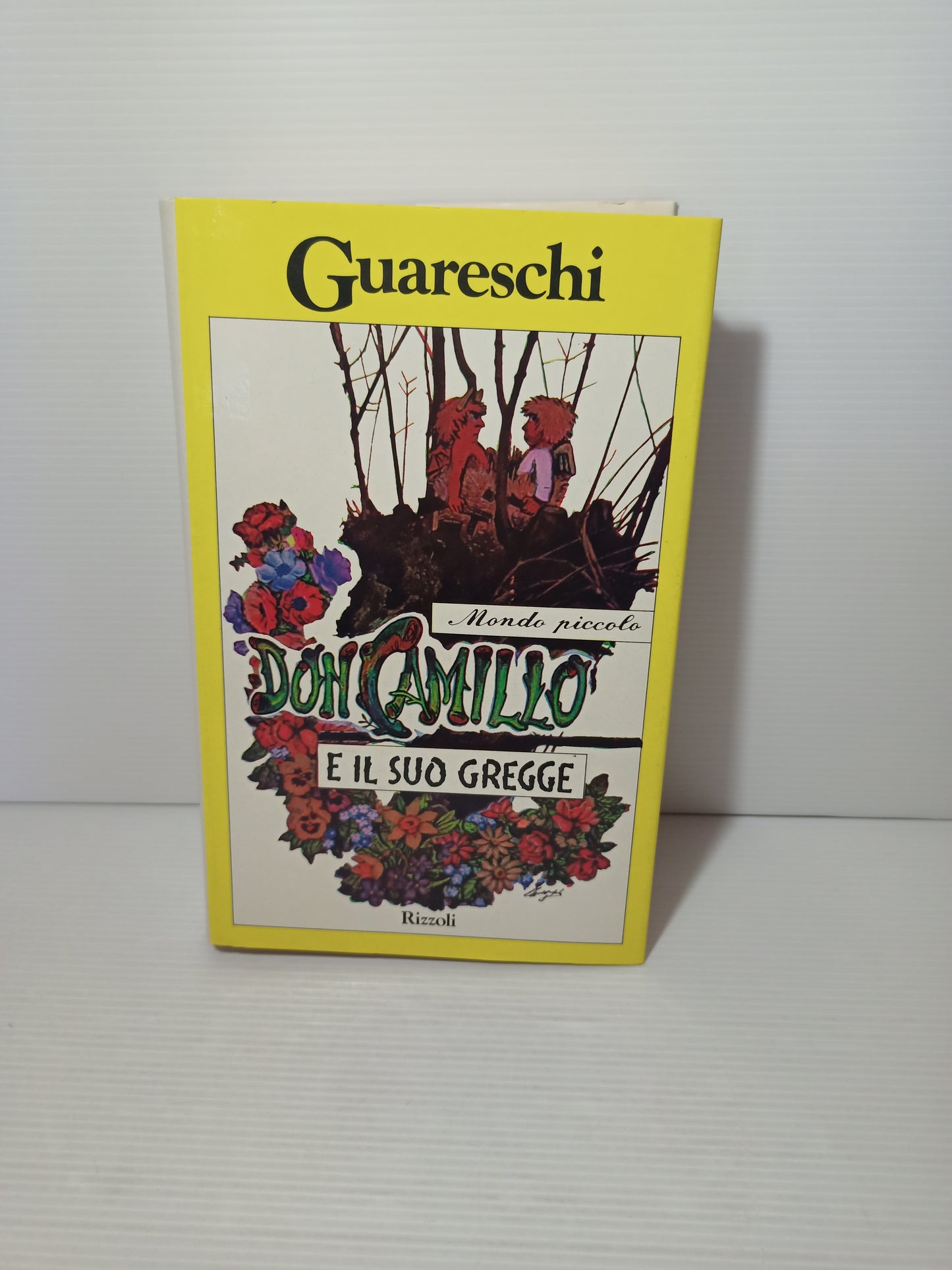 Libro Don Camillo e il suo gregge, Guareschi